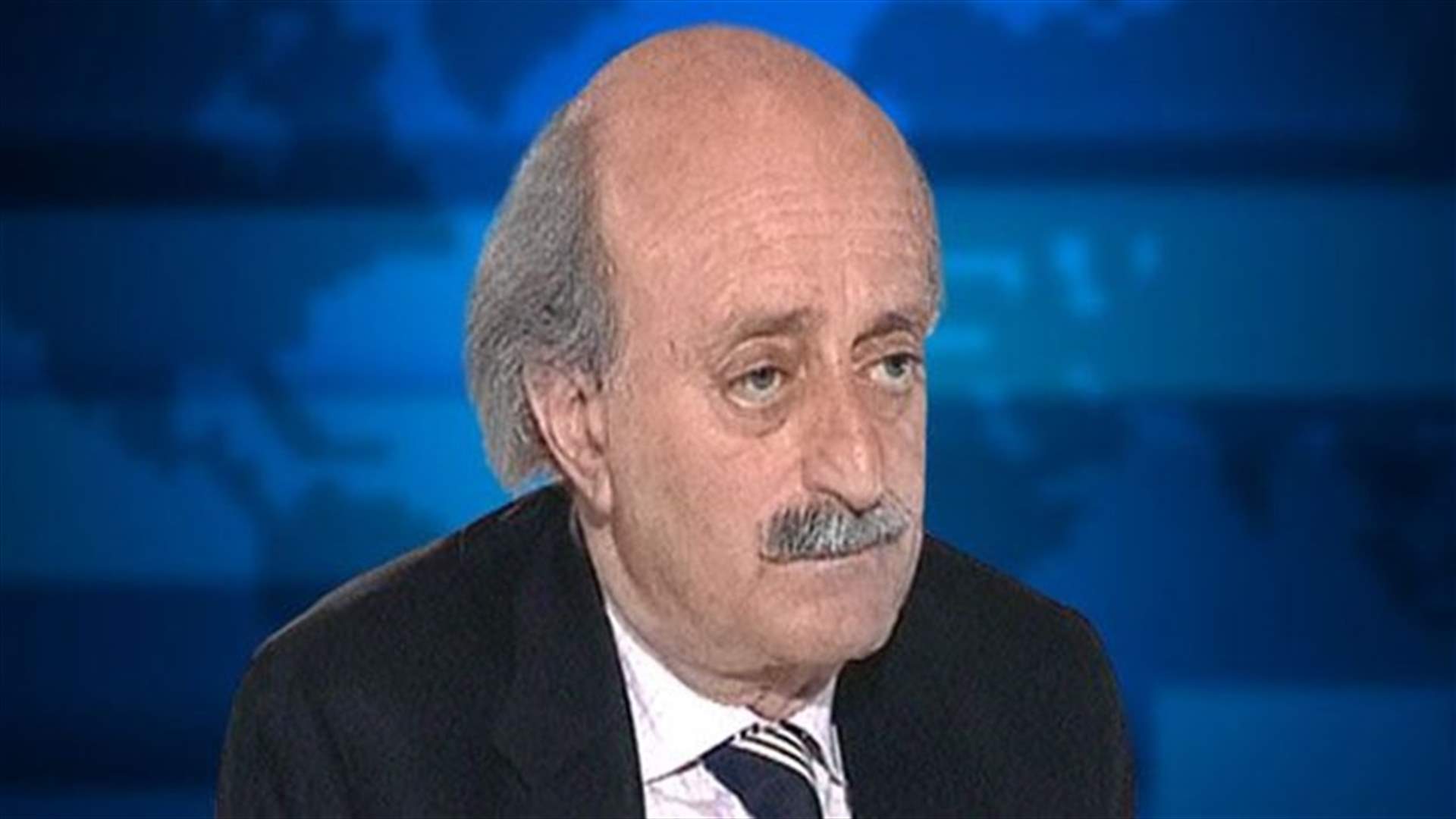 جنبلاط عن دروز إدلب: لا أتواصل مع أحد ويمكن الكلام مع الجيش الحر 