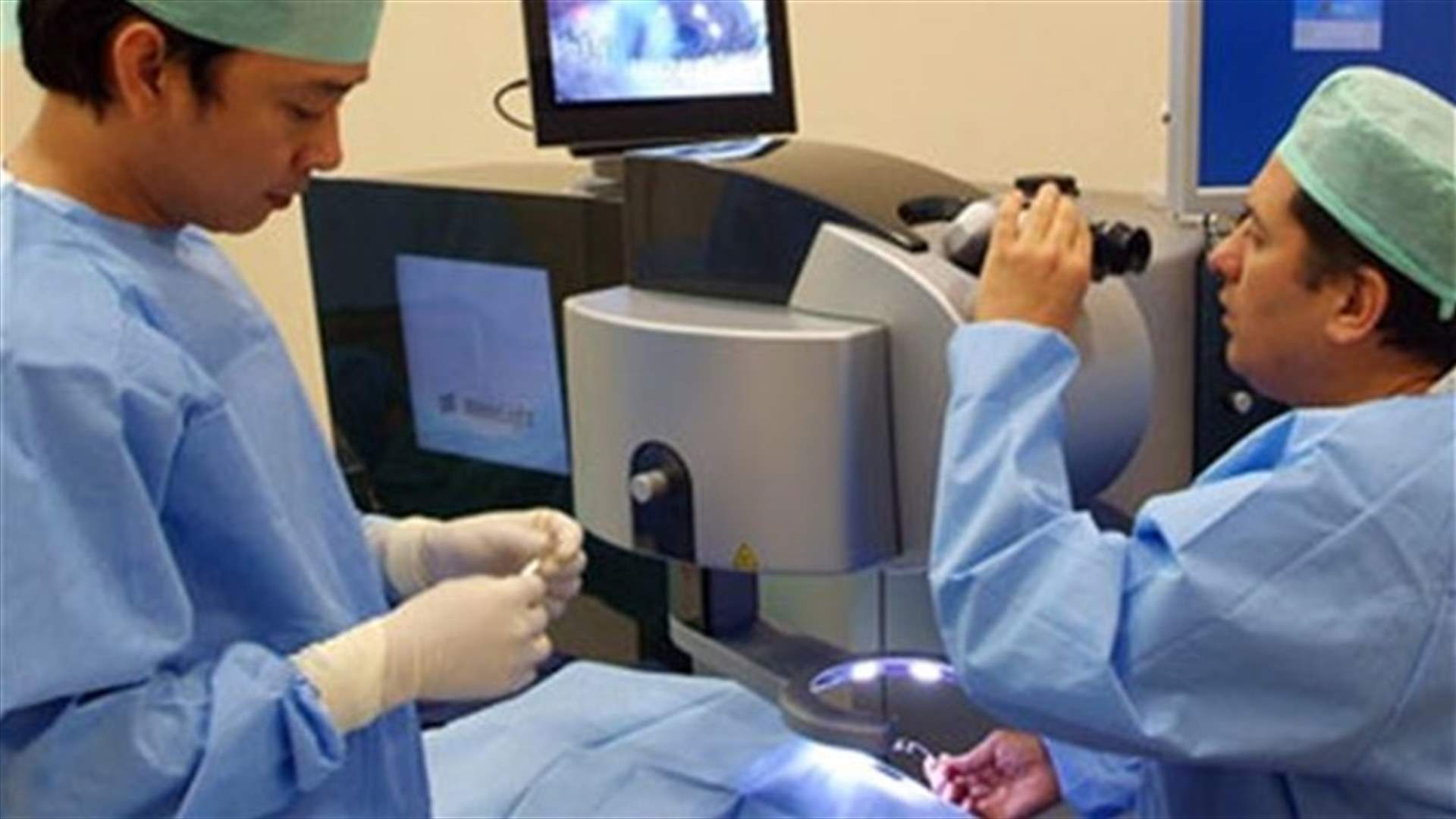جرثومة تفقد محام عينه في مستشفى جامعي في بيروت 