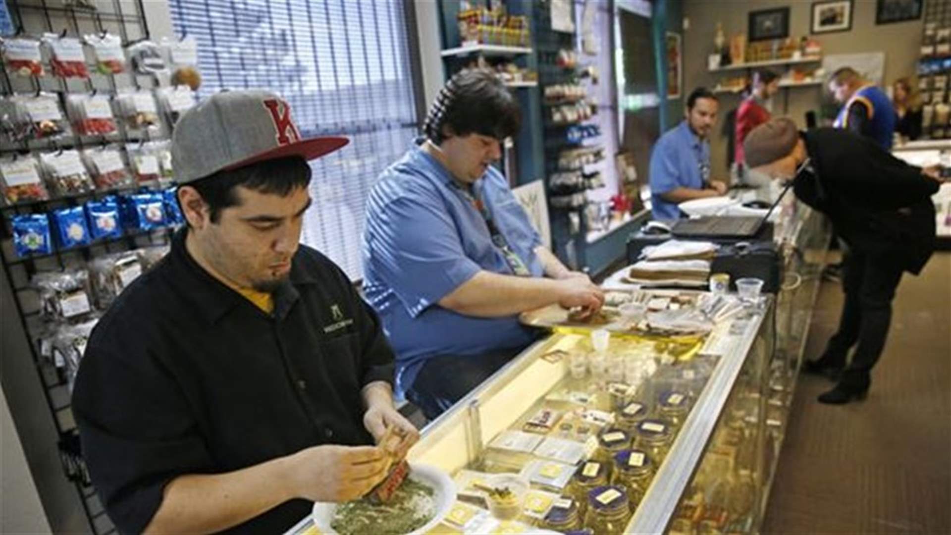  First state-licensed marijuana retailers to open January 1 in Colorado