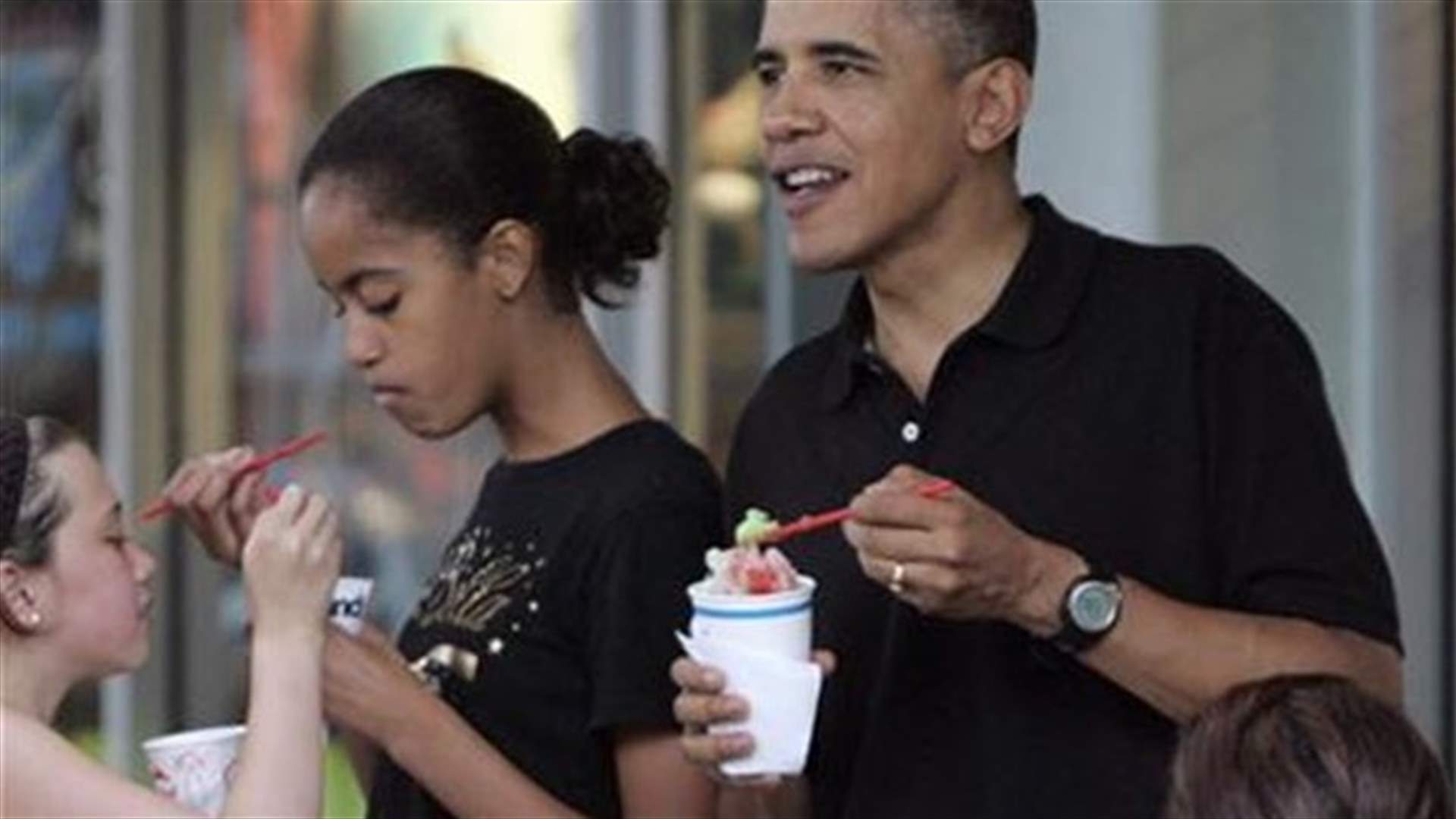 Obama, daughters depart Hawaii after vacation