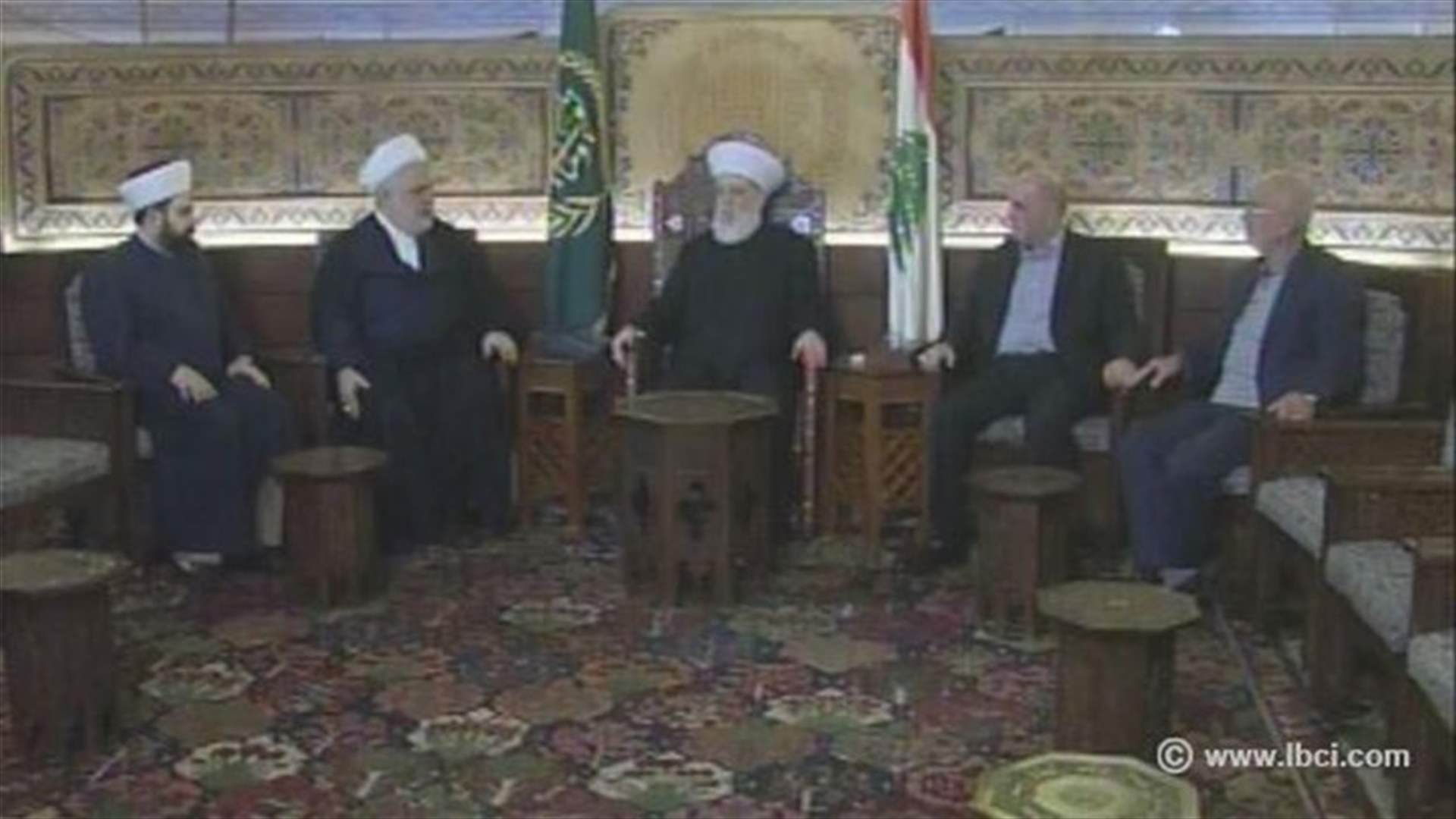 Hezbollah delegation visits Mufti Qabbani