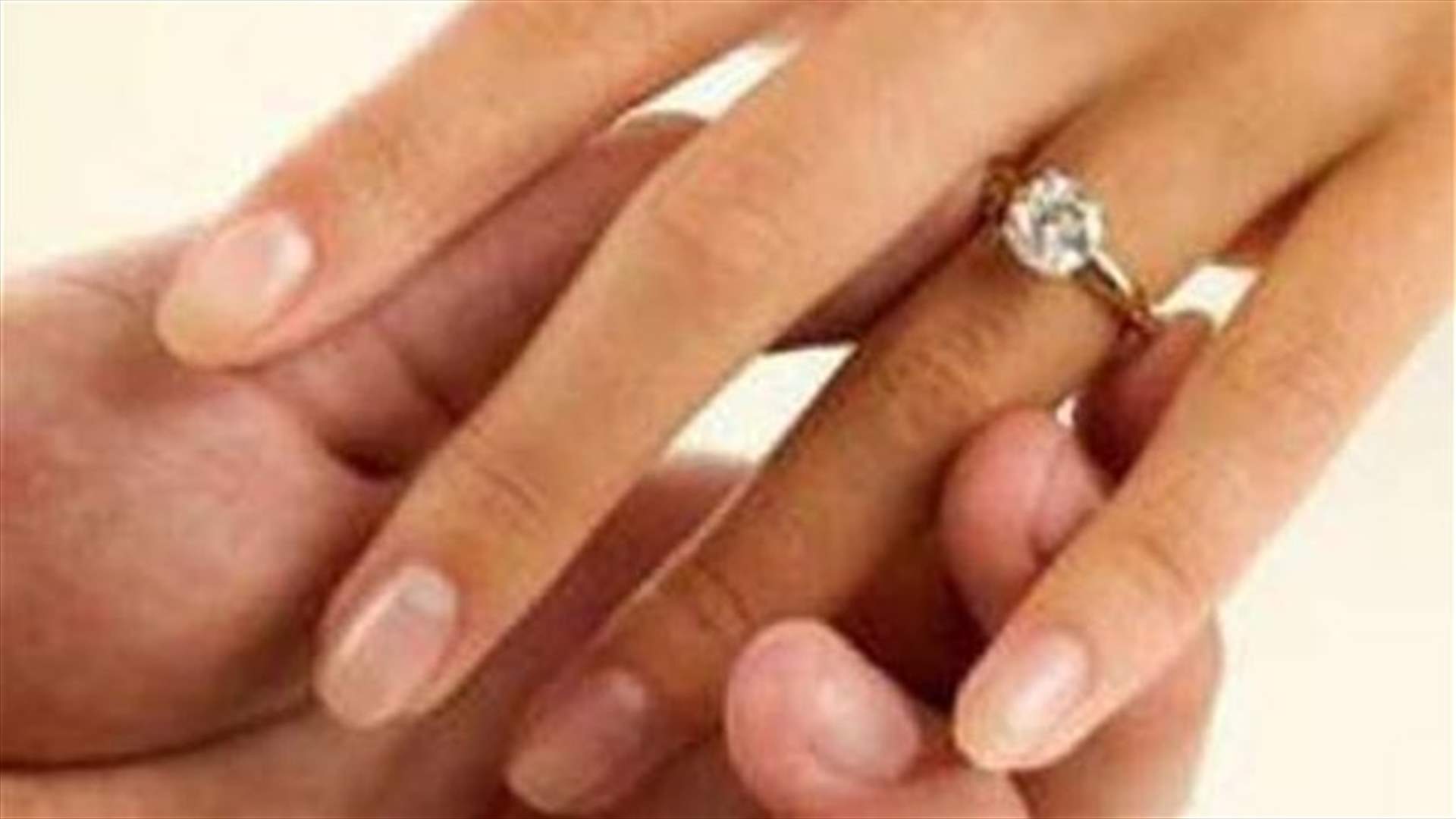 كلب ابتلع خاتم زواج ثمنه 30 ألف دولار