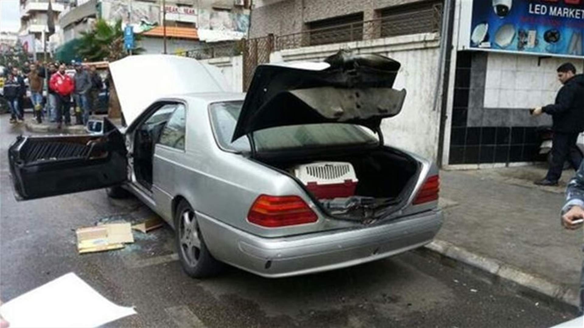 الاشتباه بسيارة في كورنيش المزرعة تبين انها خالية من المتفجرات