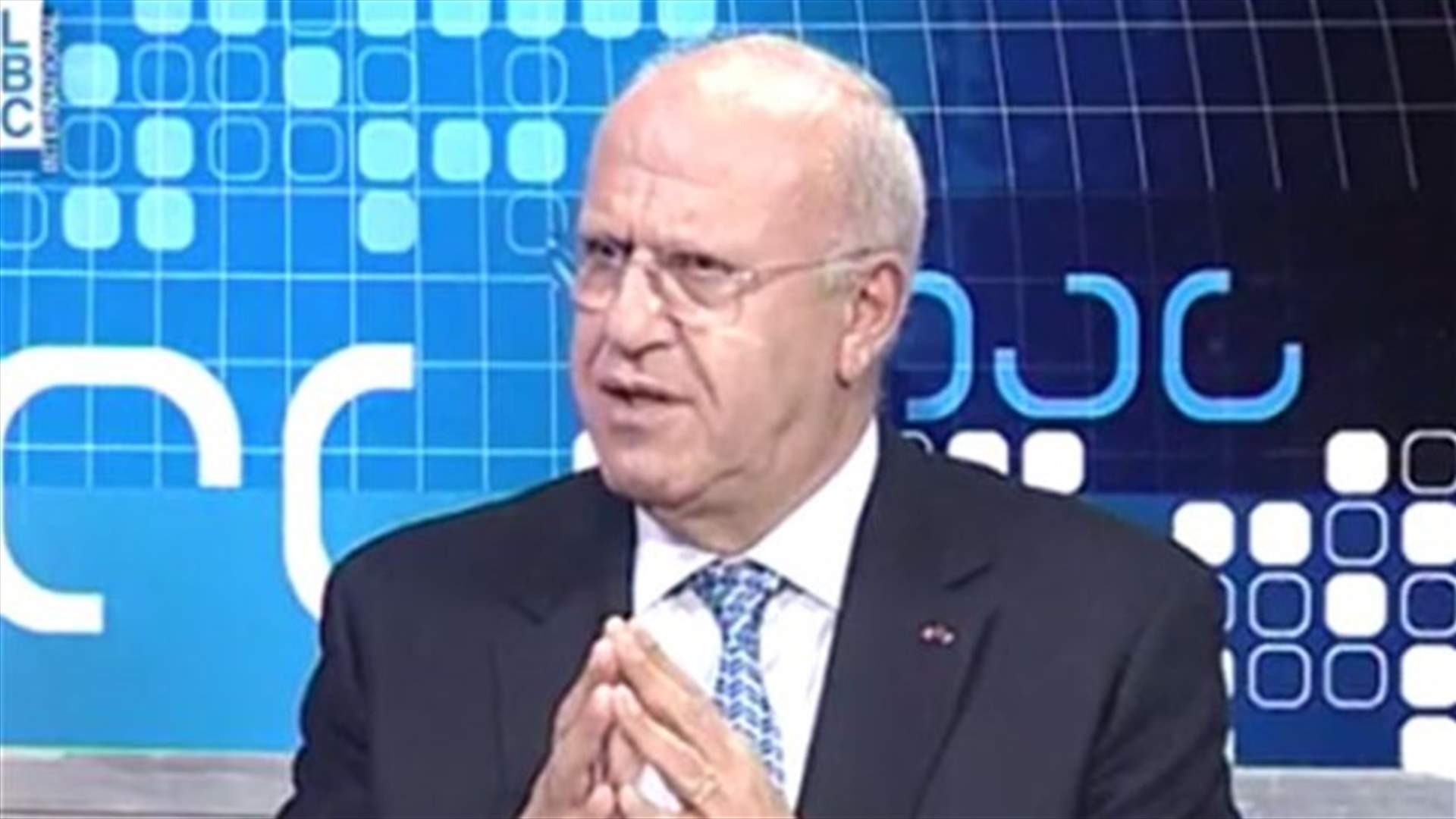 هل كان الإحراج فعلاً وراء قبول سماحة نقل المتفجرات؟