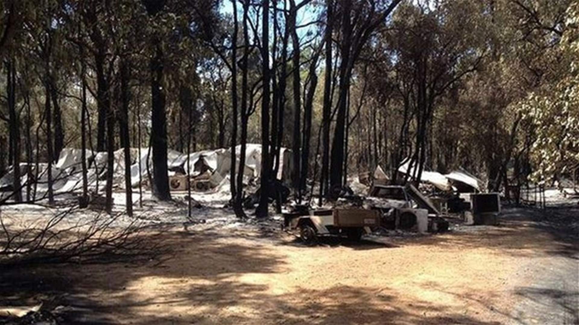 Man dies in Australian wildfire, 27 houses lost