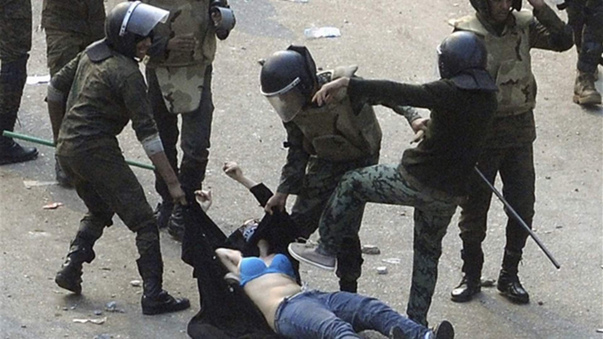 Cairo clashes kills 10, calls for government resignation