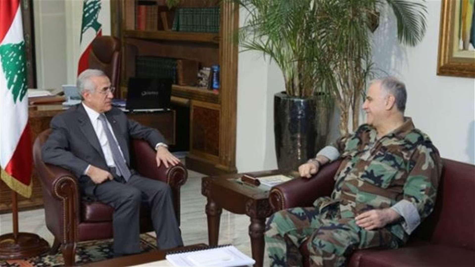 President Sleiman meets with Ghosn, Kahwagi over security situation