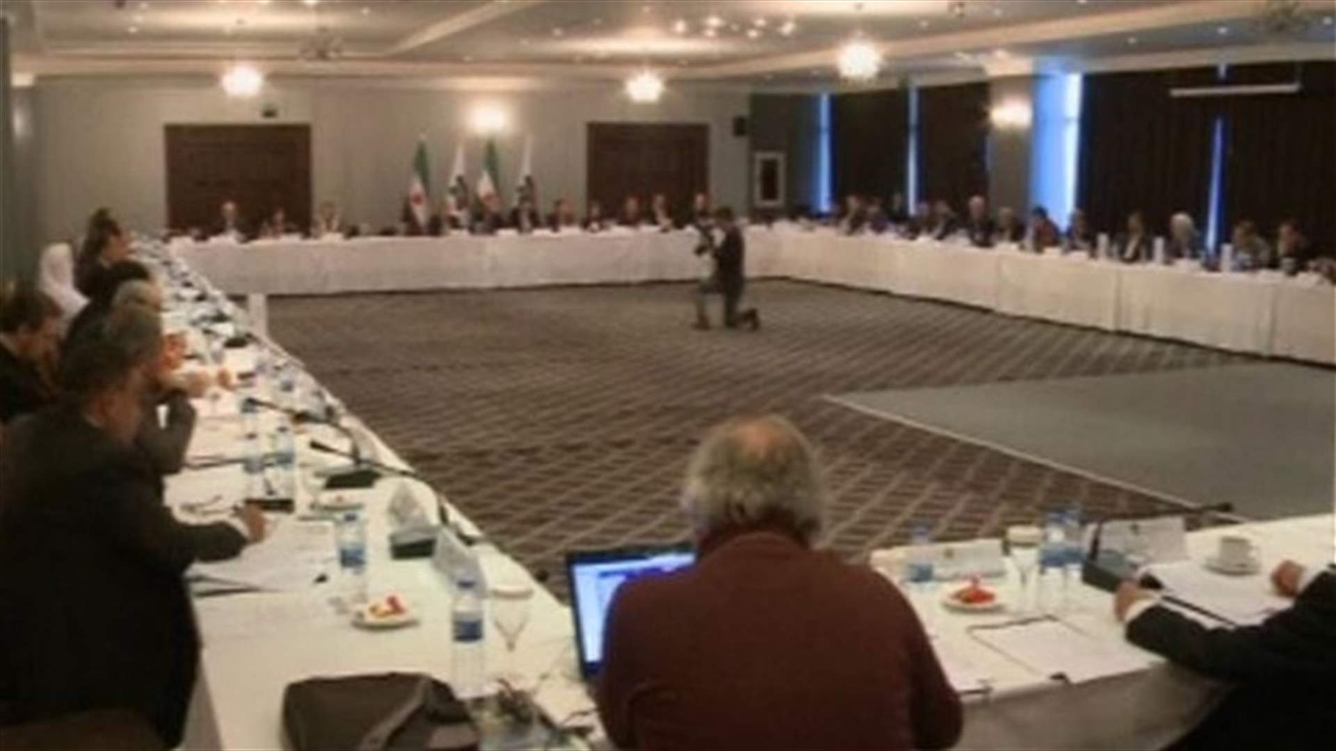 الائتلاف السوري سيشارك بجنيف 2..والجربا : المؤتمر هو مدخل لتحقيق مطالب الثورة 