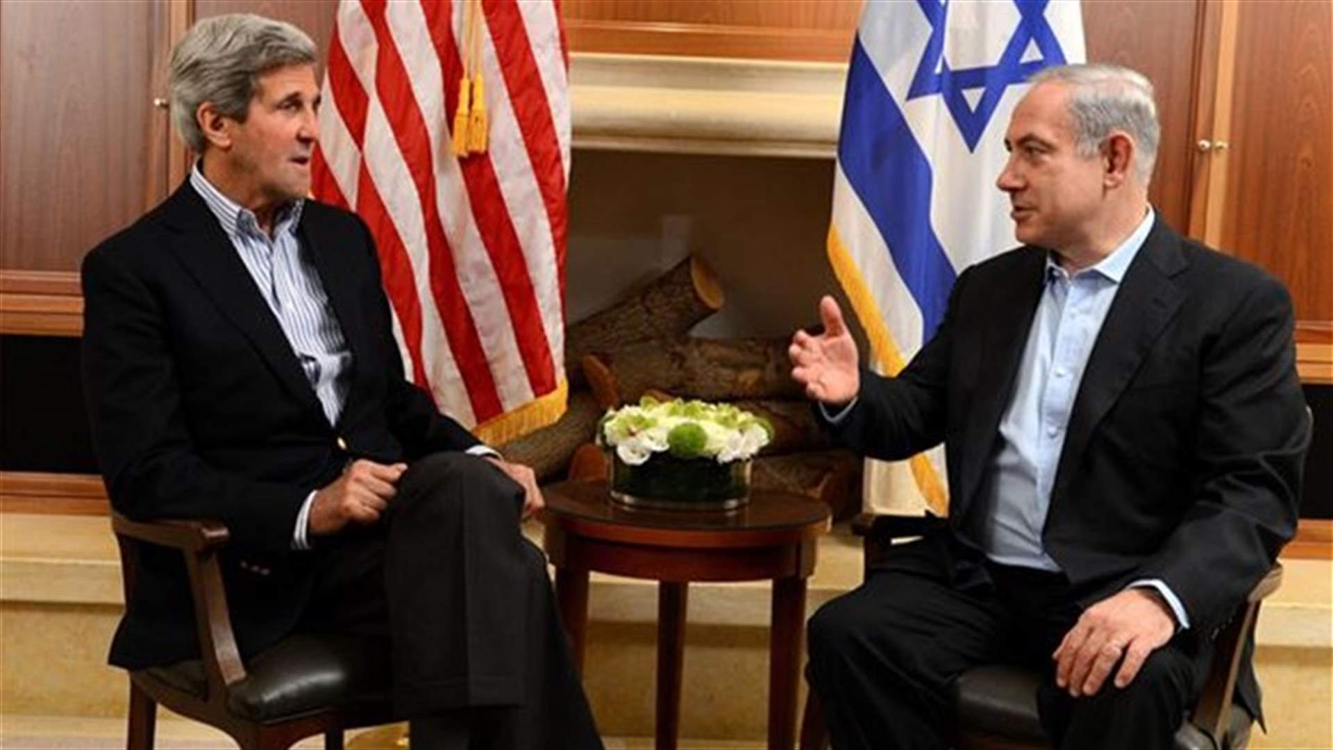 Kerry, Israeli PM talk peace in Davos