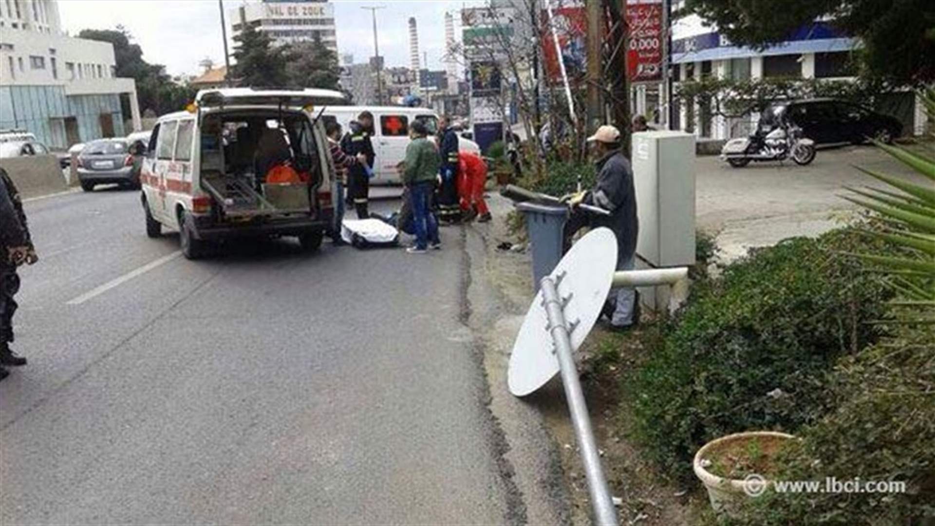 جريح على اتوستراد صربا