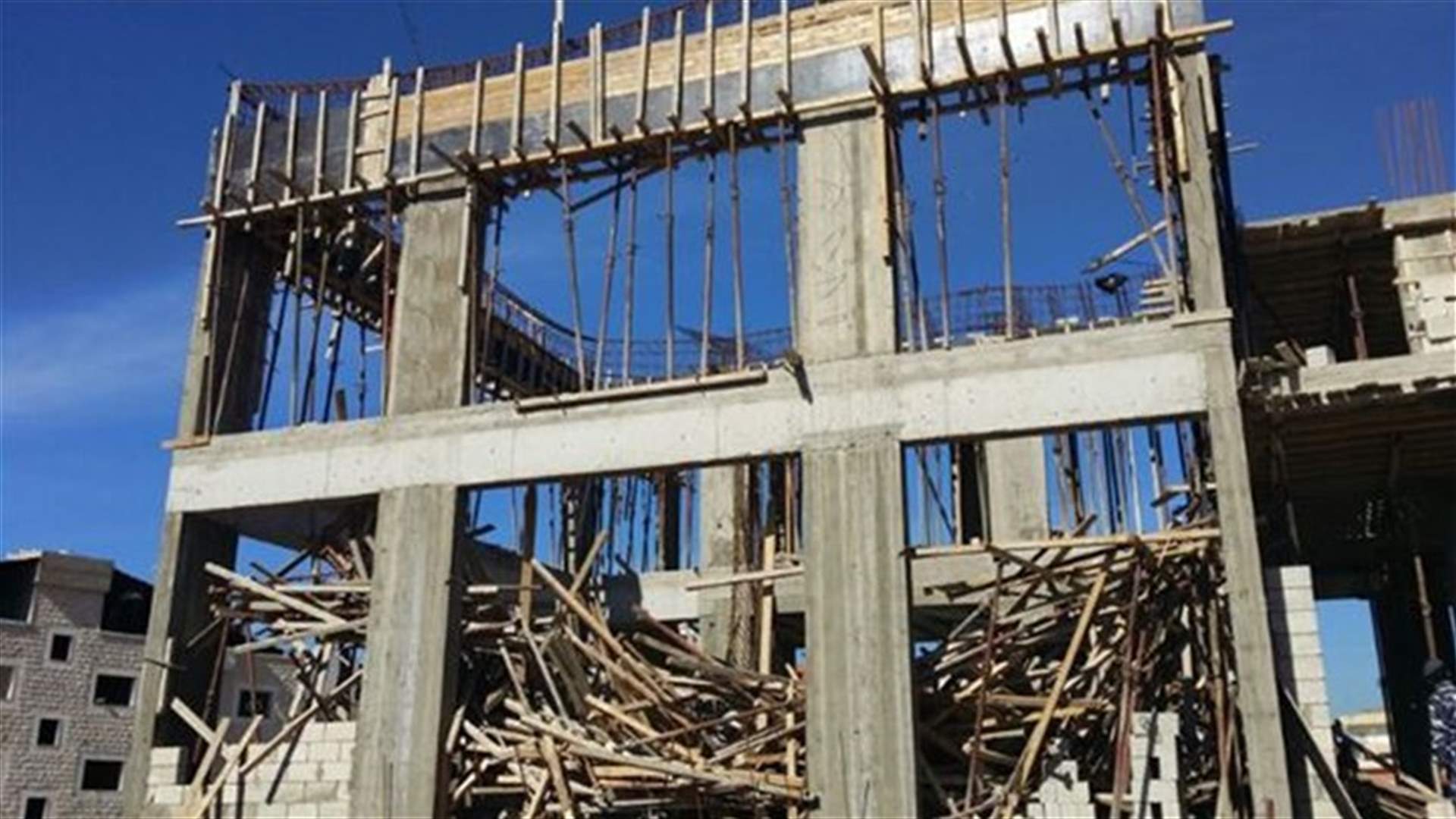 Four construction workers injured in a fallen roof in Shekka