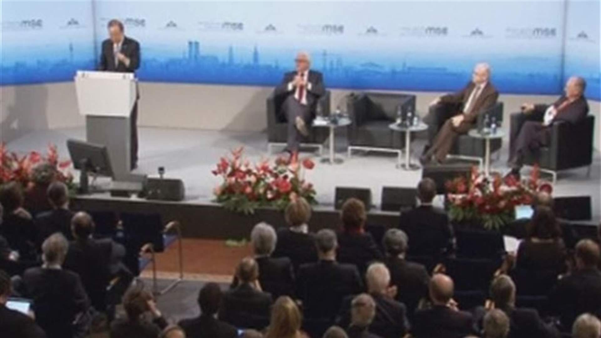 Delegates arrive for security conference in Munich, Ban attends panel discussion