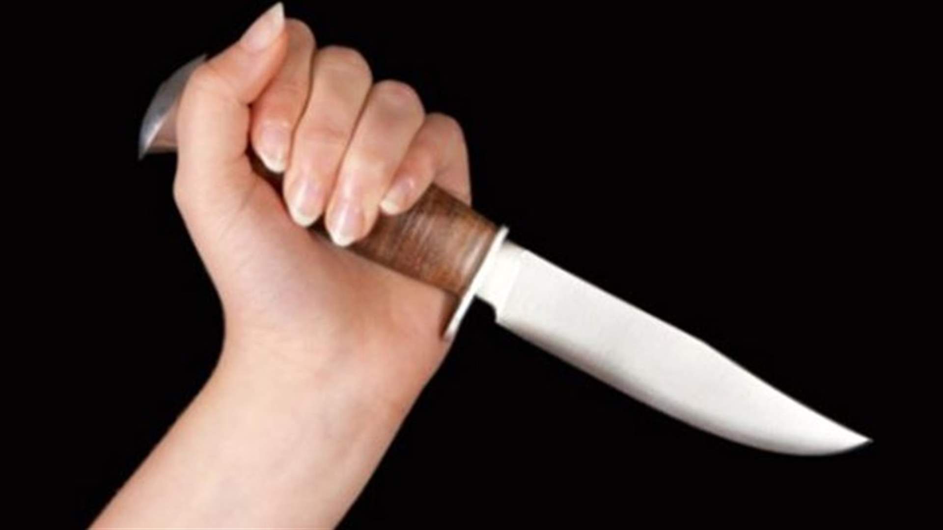 أم أميركية تمزق جثة ابنها وتلقي قطعا منها على الطرق