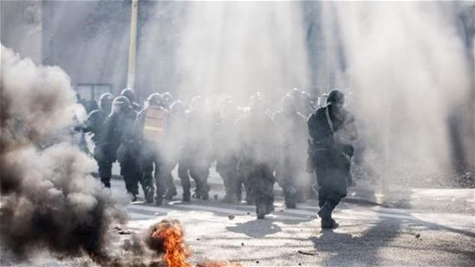Protesters set fire to Bosnia's presidency building