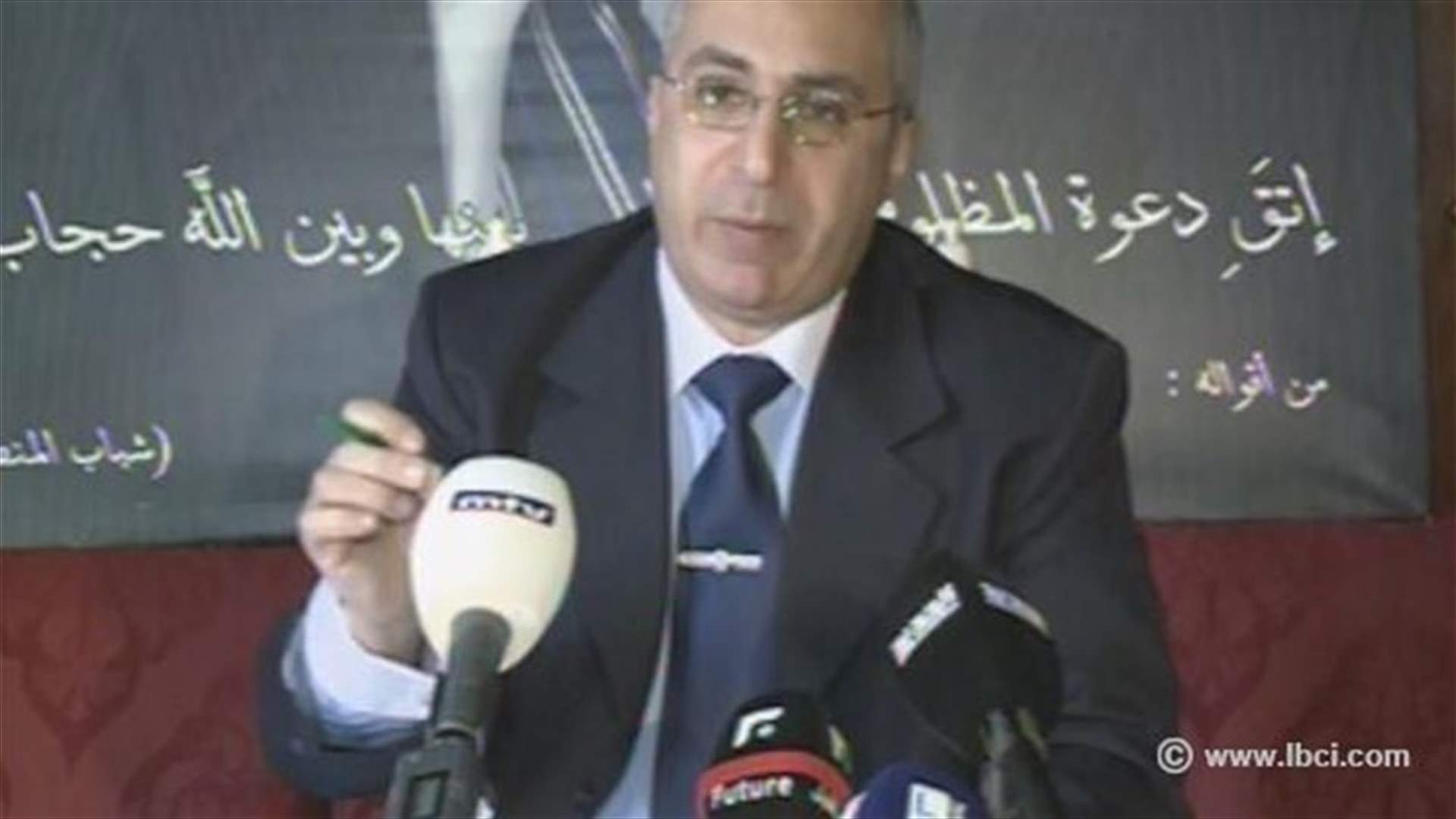 عائلة طارق الربعة المتهم بالتعامل مع إسرائيل تطالب باخلاء سبيله