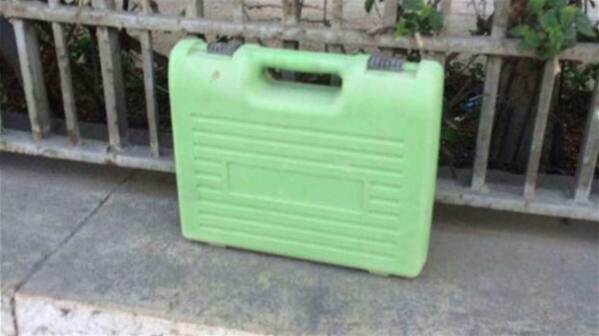 Suspicious bag found in Adlieh causes traffic jam