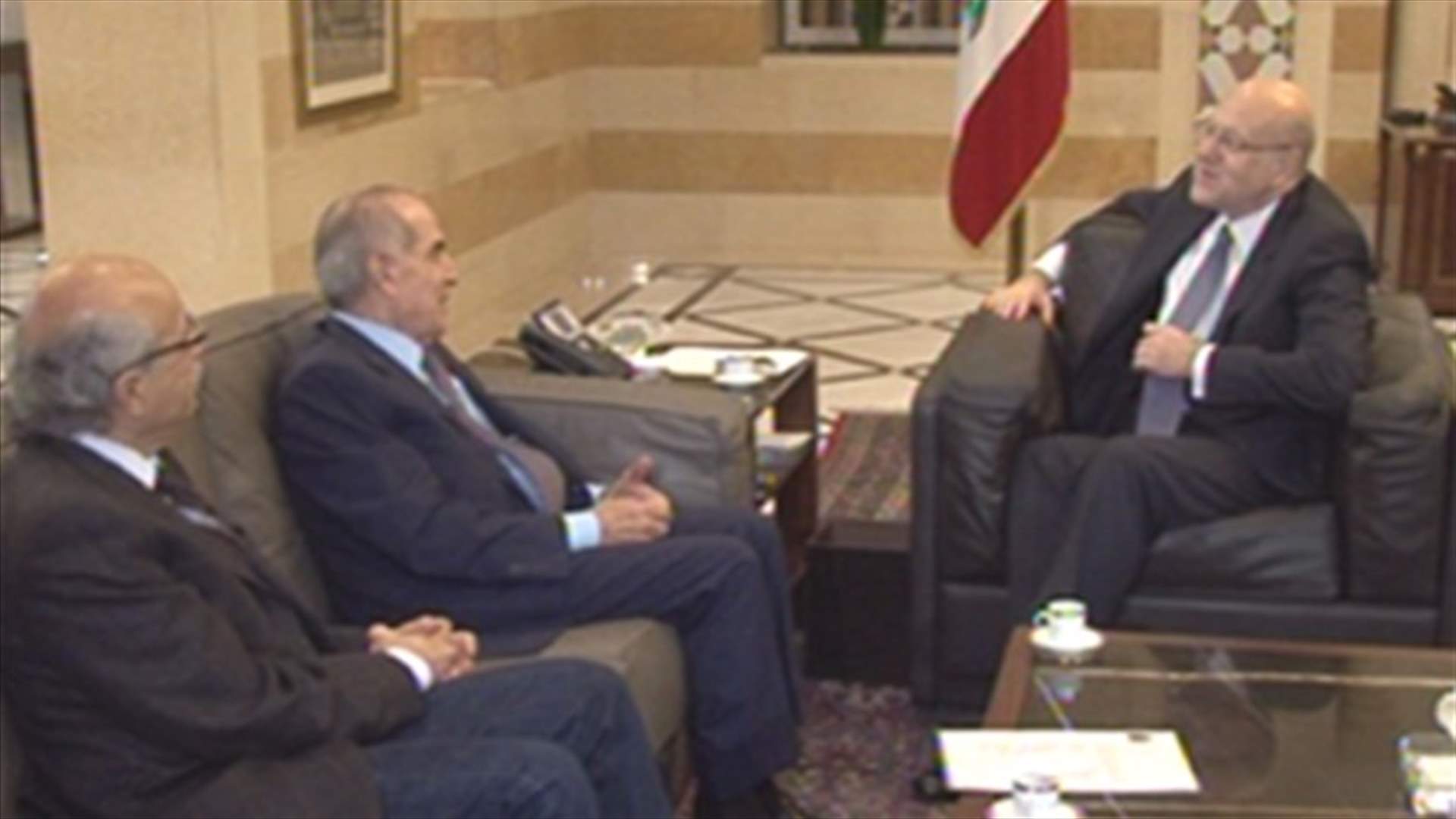 Salameh to Mikati: Banking sector not targeted as a whole 