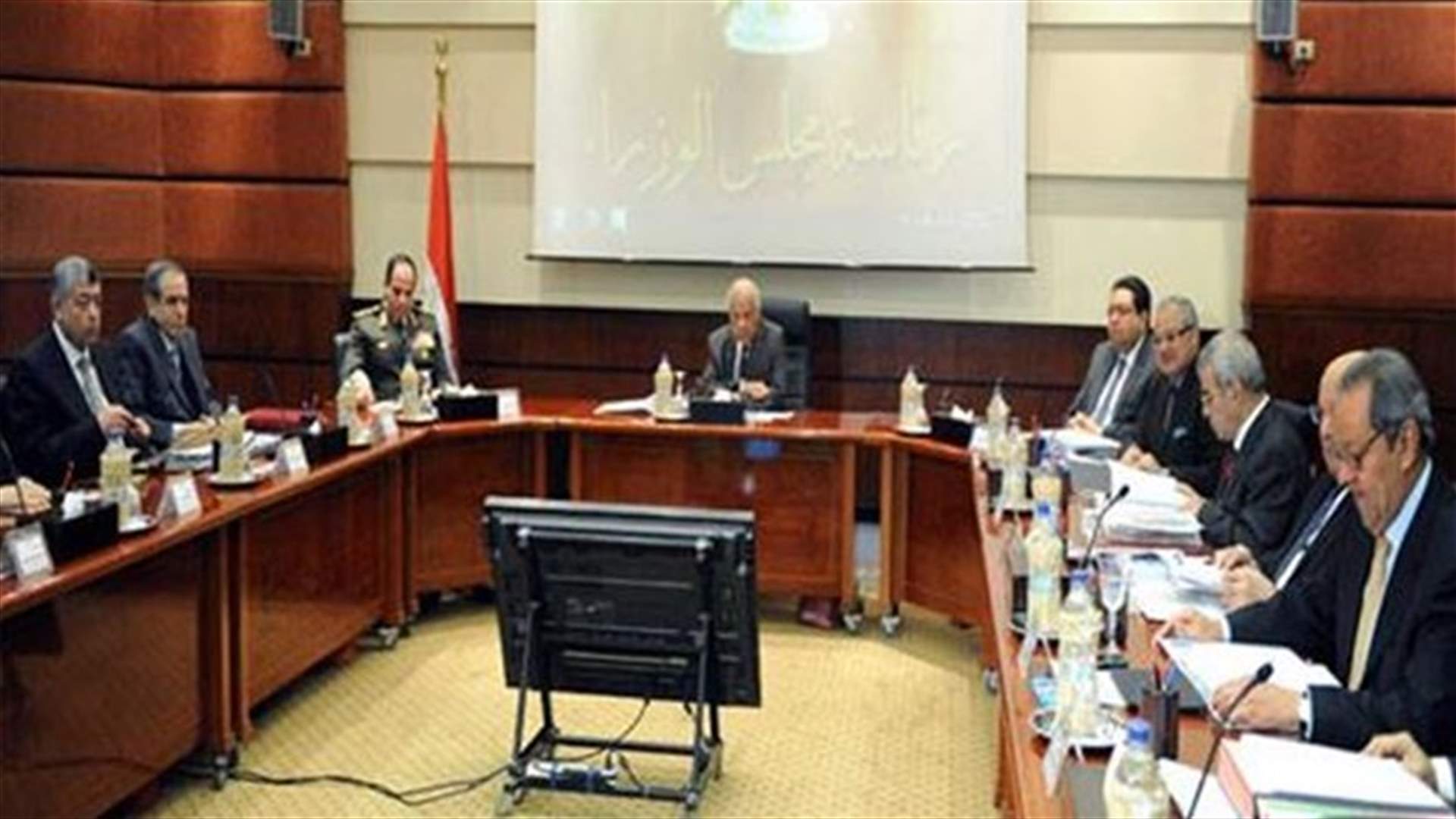 استقالة حكومة الببلاوي..وتوجه لتكليف إبراهيم محلب بتشكيل الحكومة الجديدة