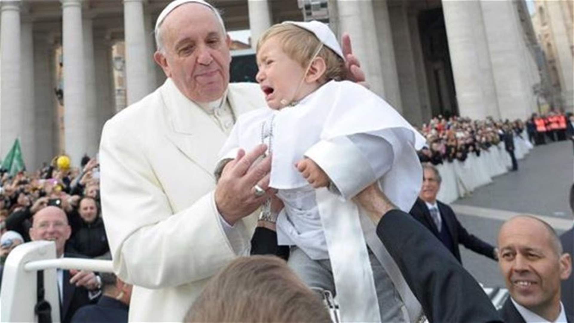 Francis kisses 'mini-me' pope as Carnival starts
