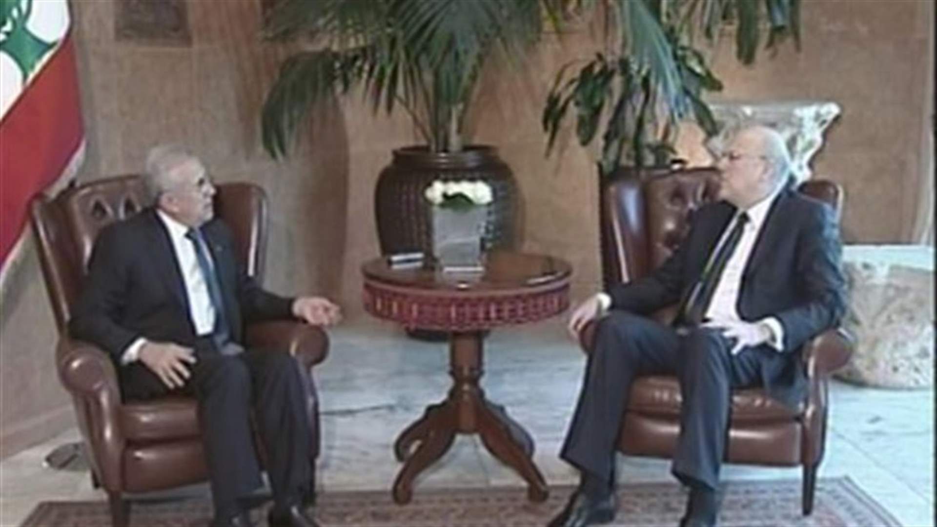 Former PM Mikati lauds President Sleiman's efforts in safeguarding Lebanon