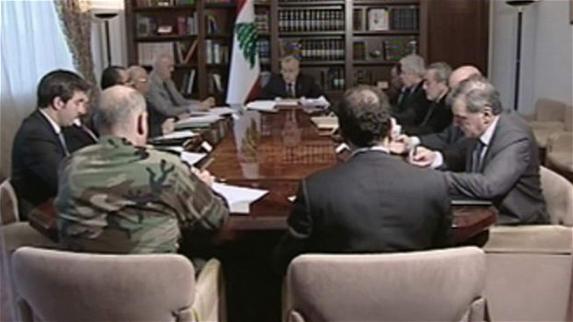 سليمان: استهداف القرى الحدودية استدراج لتوريط لبنان في الصراع السوري