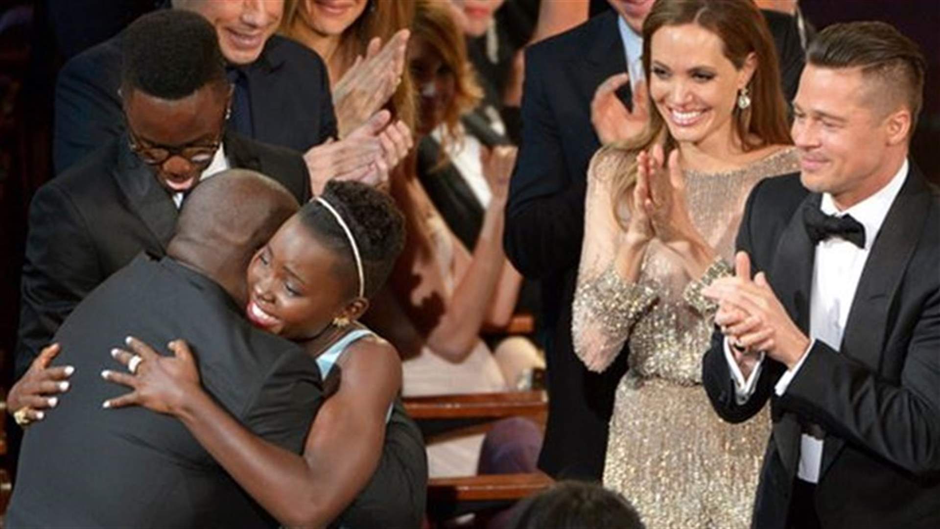 Oscars 2014: Photobombs, Pizza, Epic selfies and LeoDiCaprio loses again!  