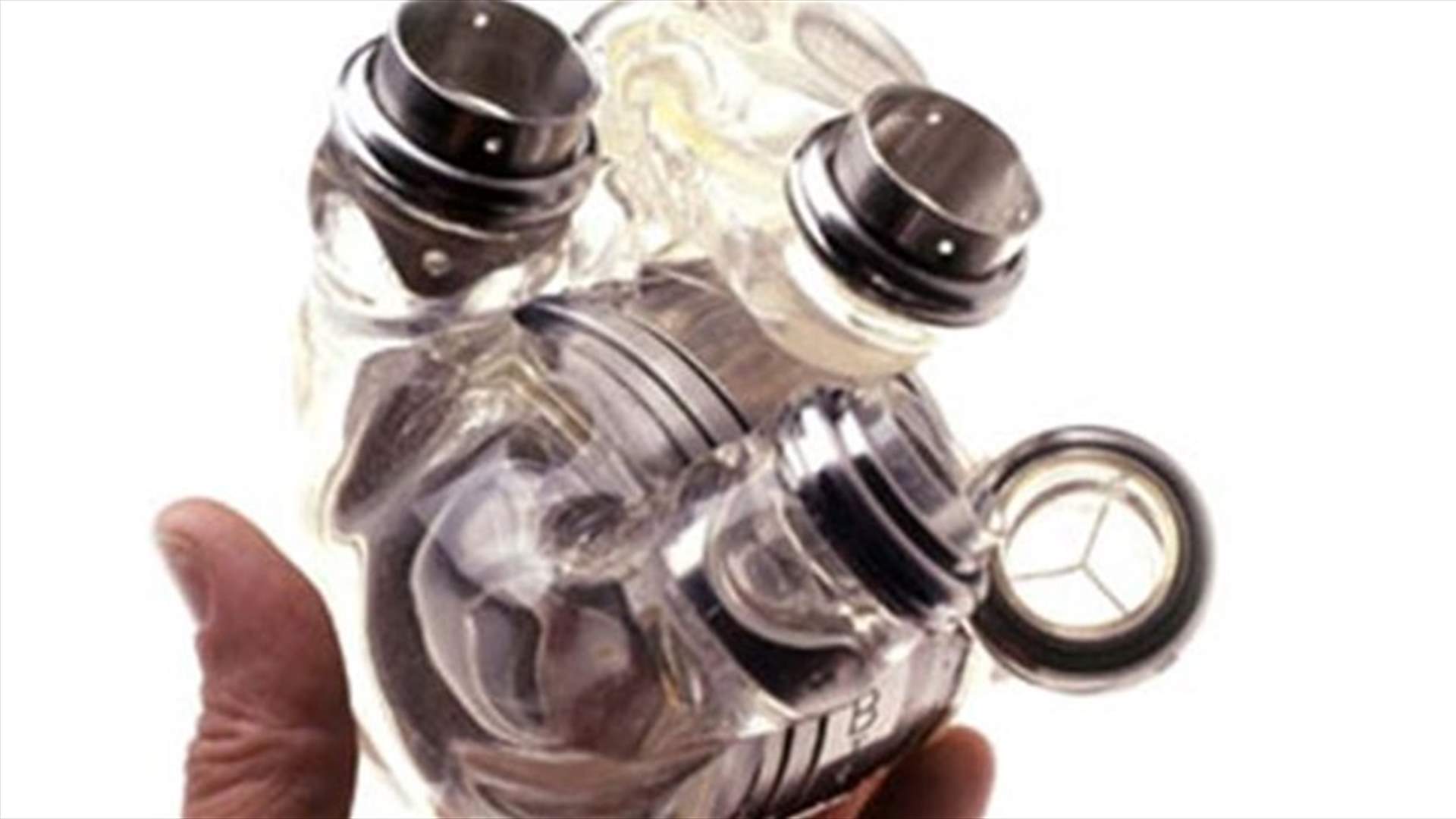 First patient fitted with Carmat artificial heart dies