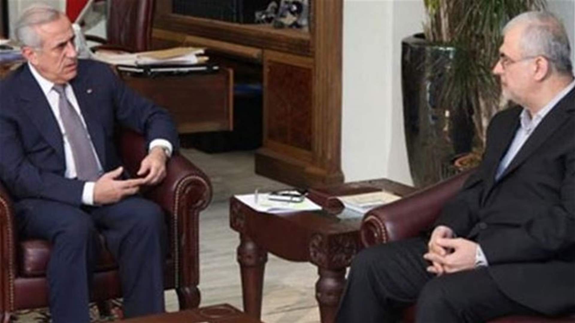 العلاقة بين حزب الله وسليمان "مجمدة"