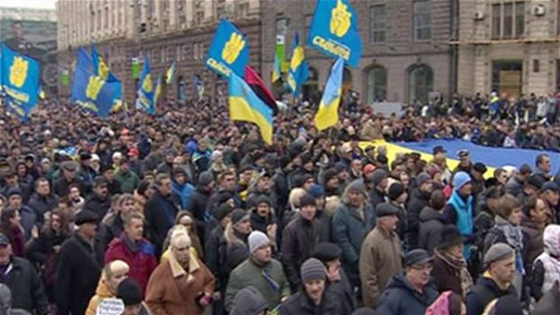 Ukraine PM says he will go to US to discuss Crimea crisis