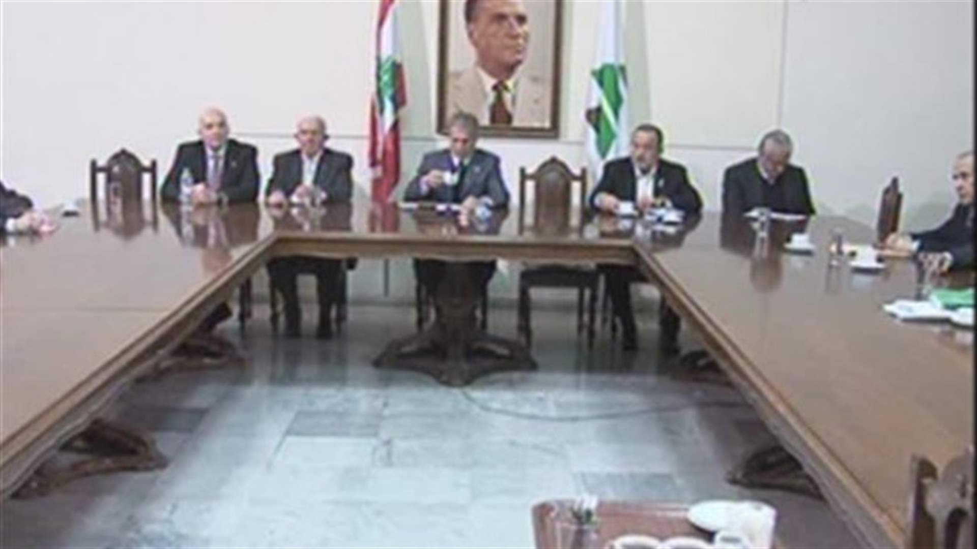 الكتائب يعلن الاستمرار في المواجهة من داخل الحكومة