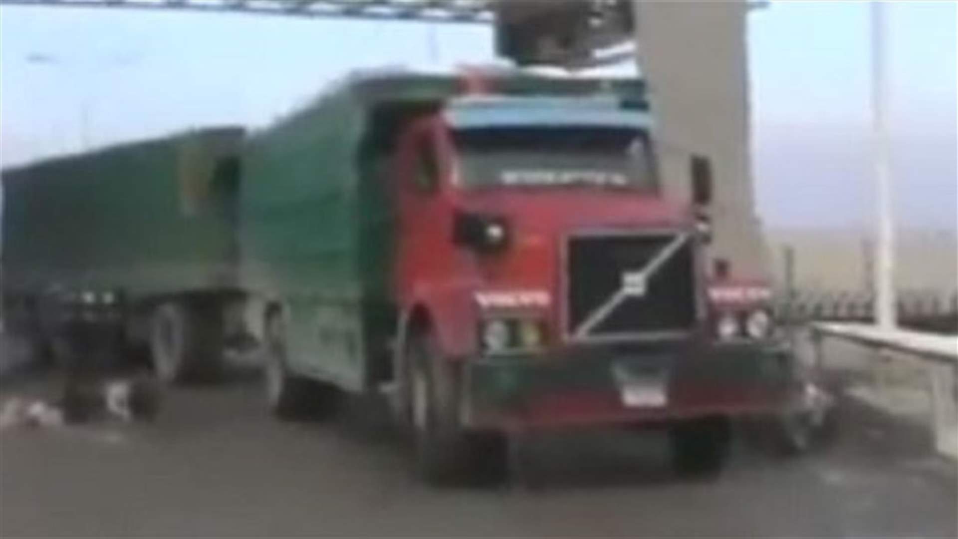 UN aid convoy ready to enter Syria from Turkey for first time