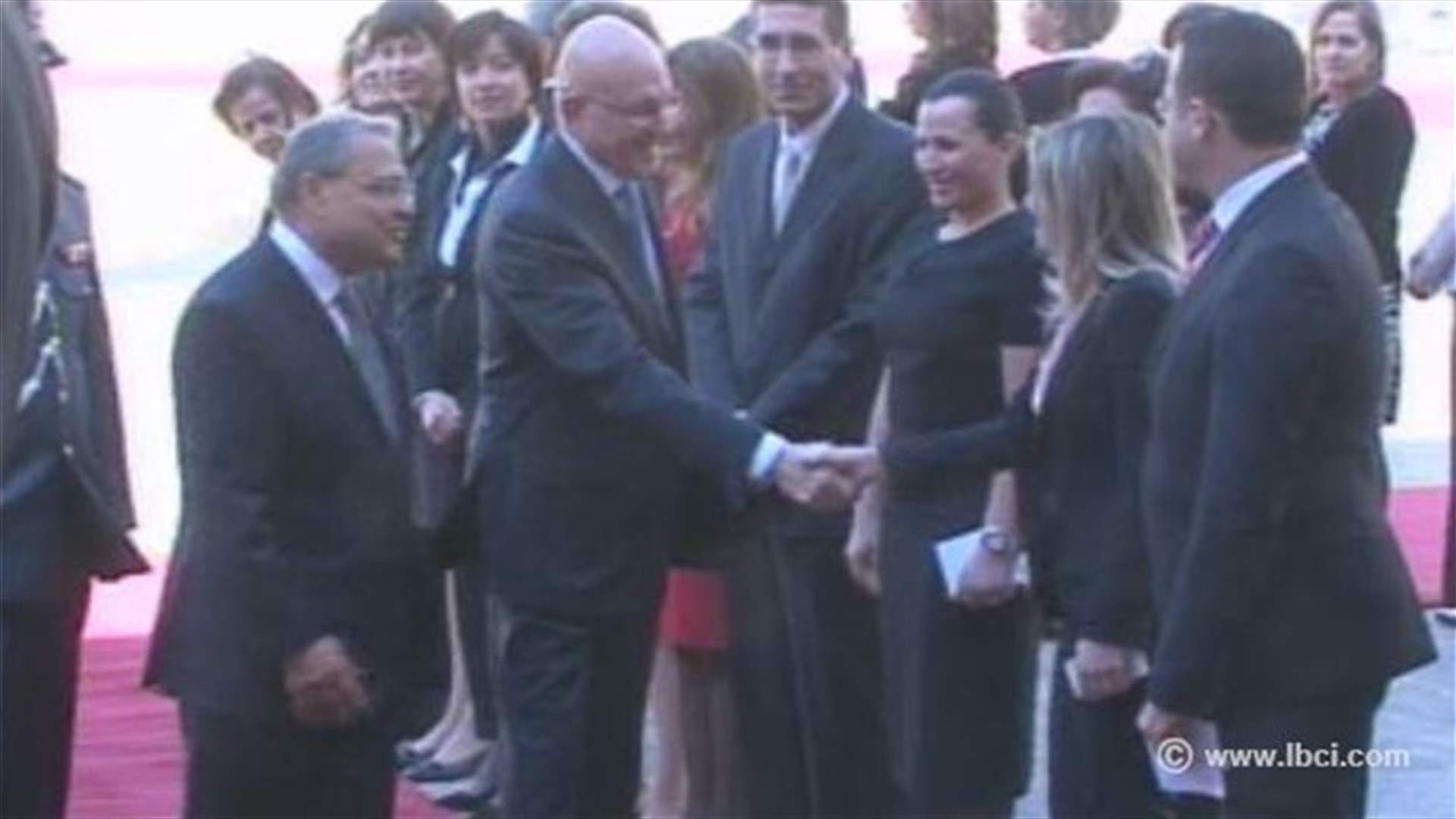 Official ceremony held to welcome PM Salam into Grand Serail