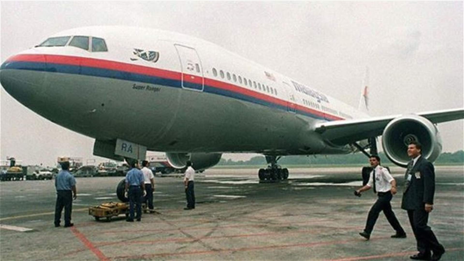 Malaysia says missing plane crashed in Indian Ocean