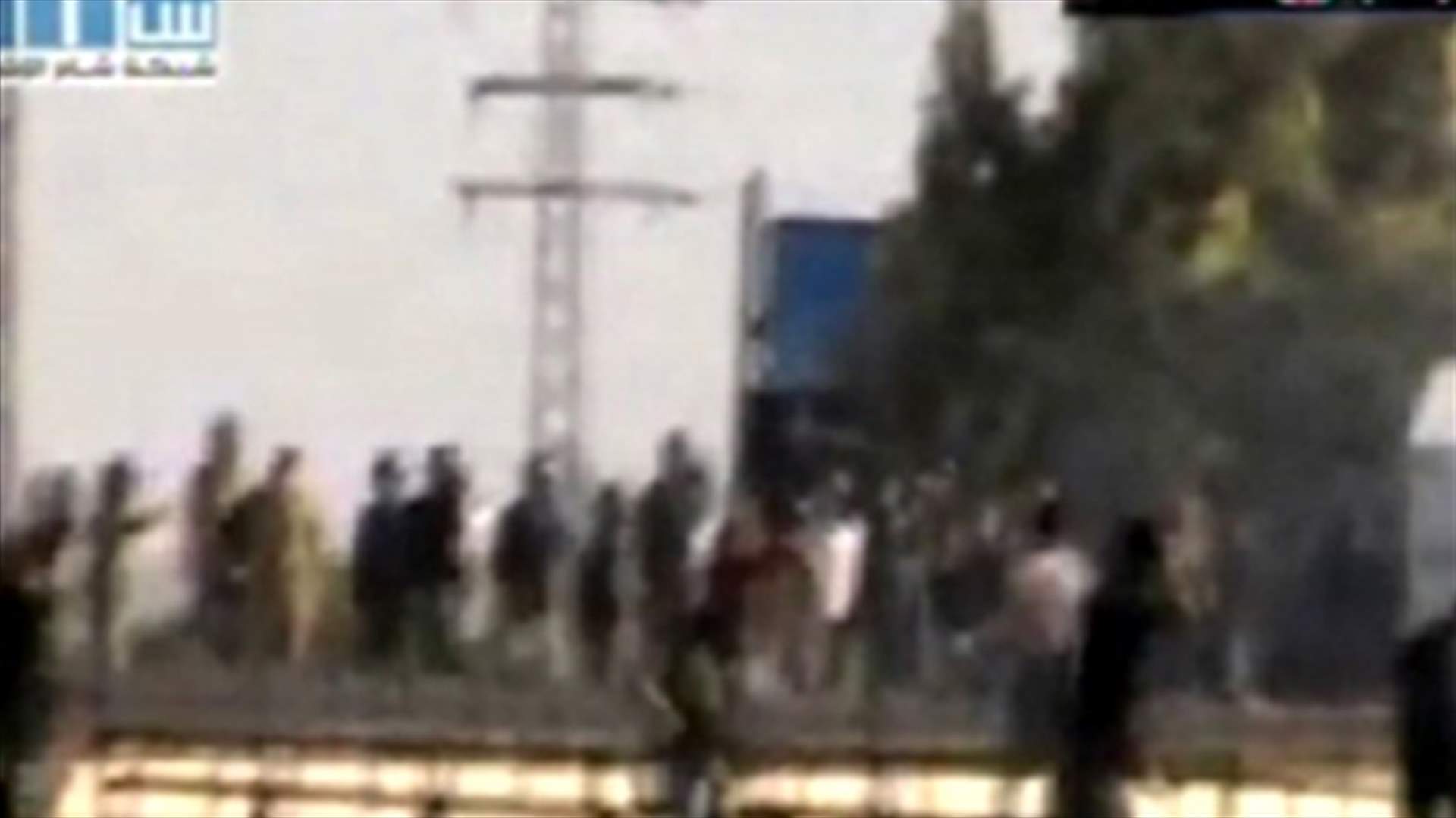 المعلم ينفي دخول الجيش الى حماة بعد مقتل 11 شخصاً في المواجهات