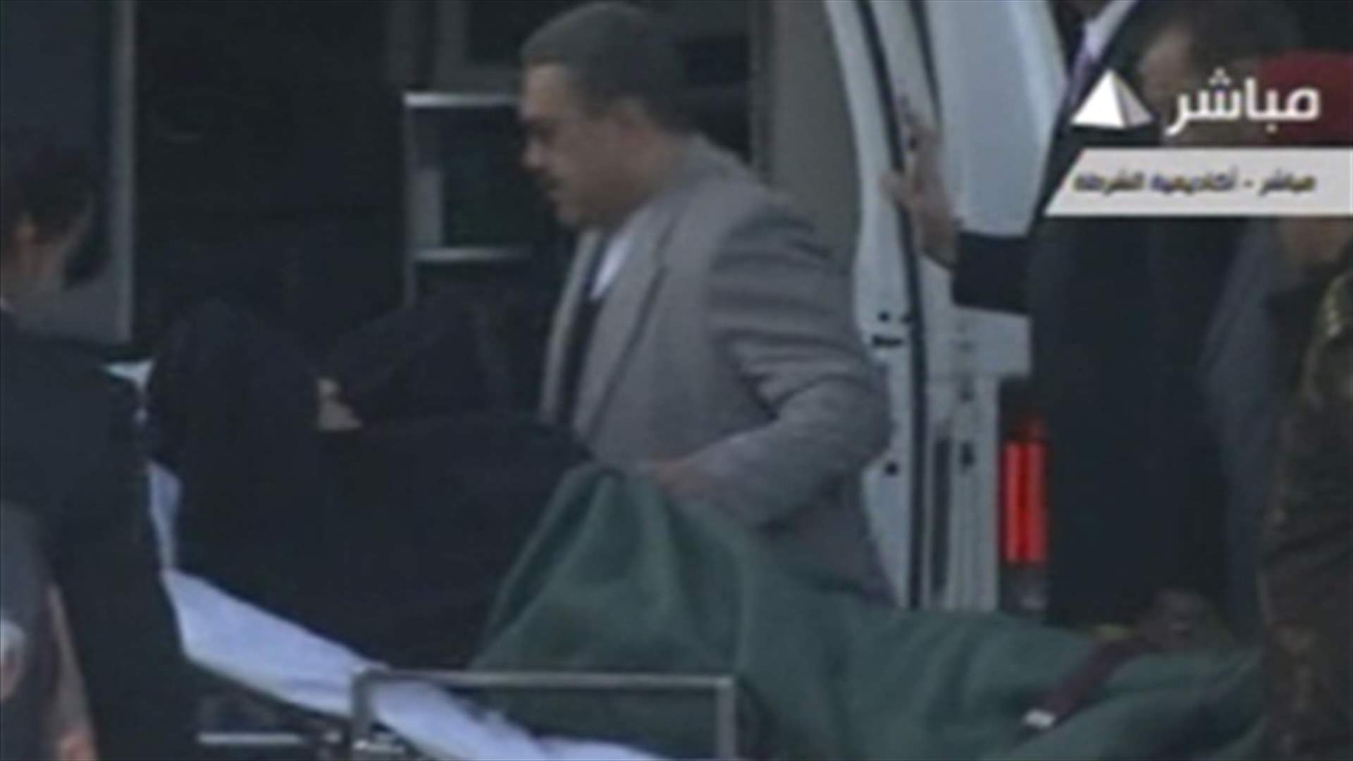 Egypt's Mubarak trial resumes after delay