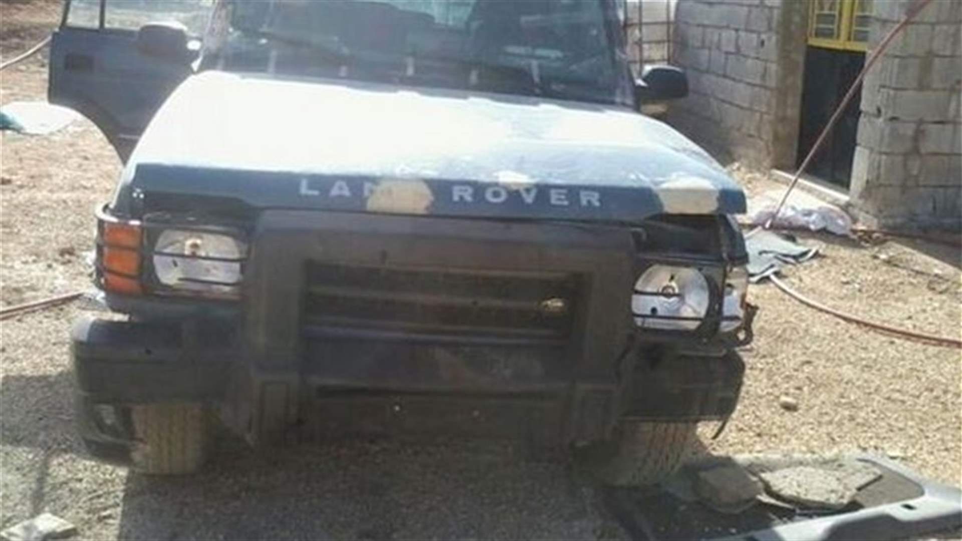 Security forces confiscate stolen cars in Sami Atrash’s garages