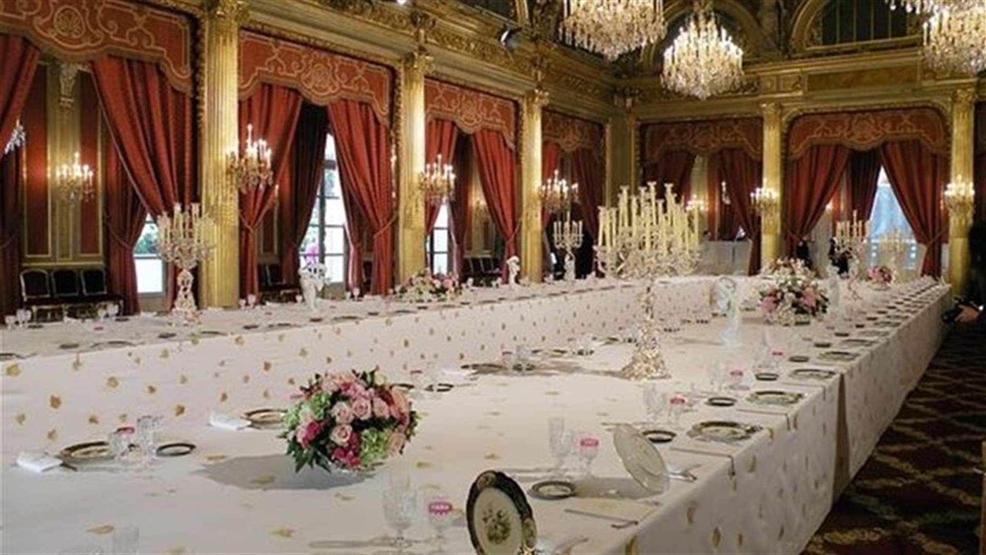 وزيرة فرنسية تصف مأدبة طعام في الاليزيه "بالمقززة"