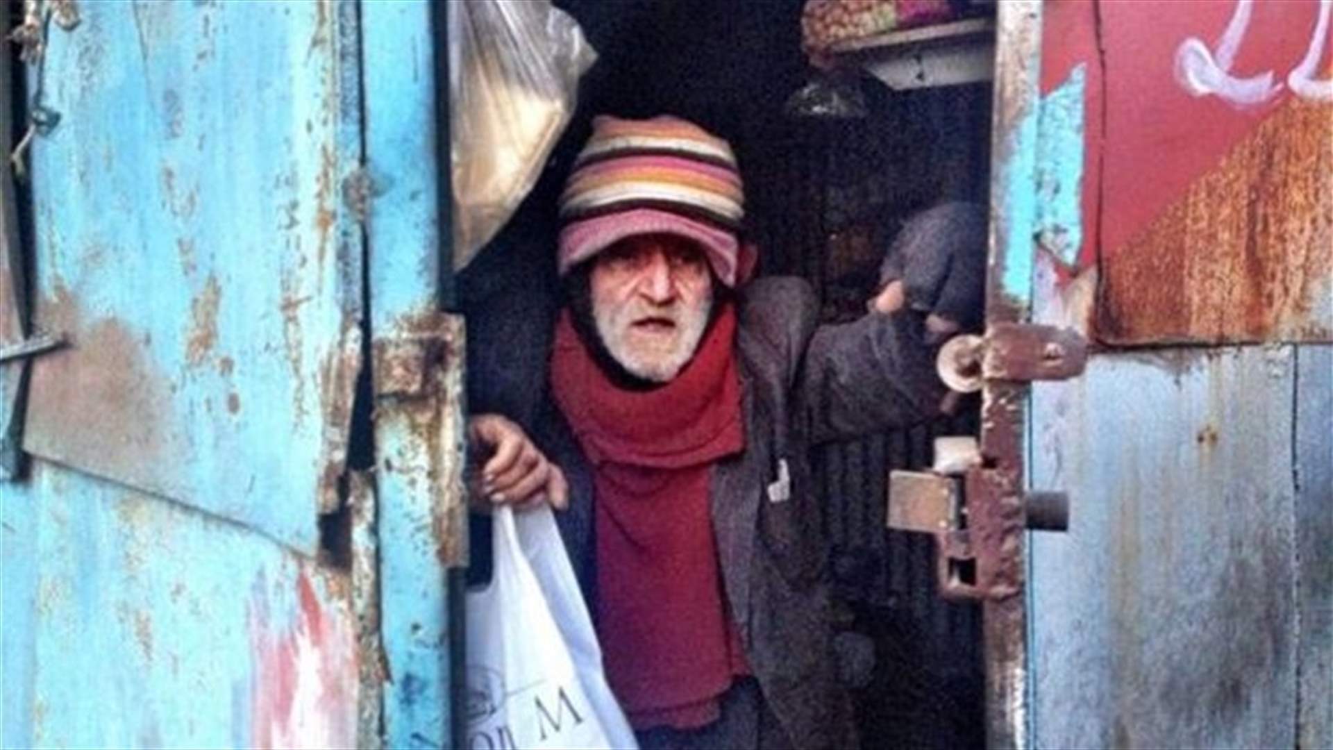 Former Lebanese director withstands dreadful living conditions near Dora's landfill