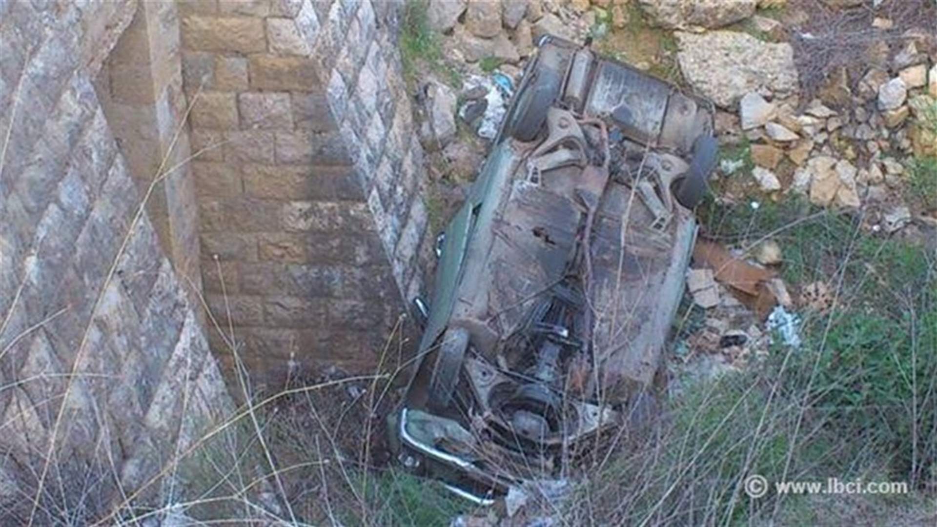 Three killed, one injured when vehicle fell off bridge