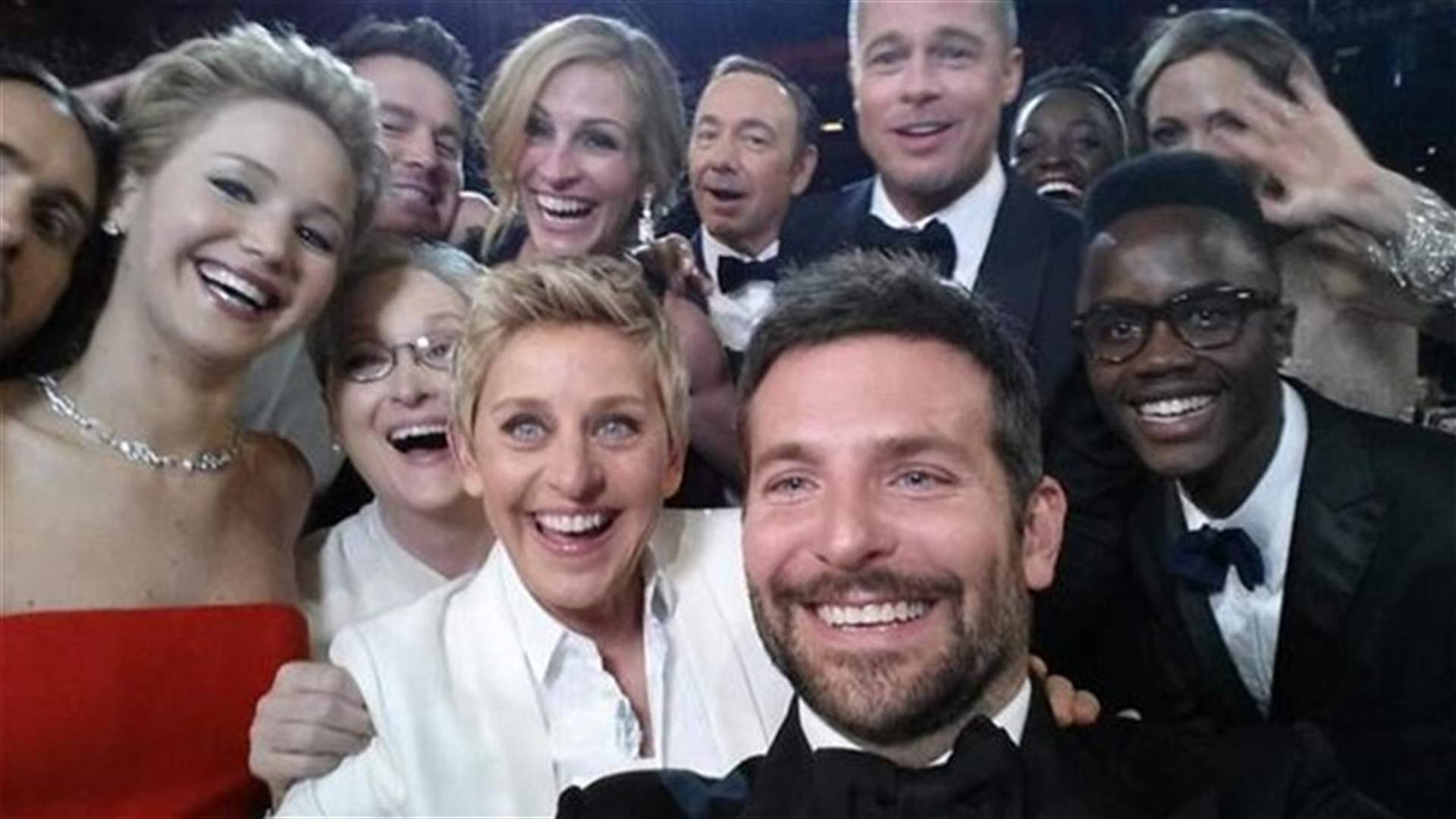 الـ Selfie سببها النرجسية، الإدمان والخلل العقلي!
