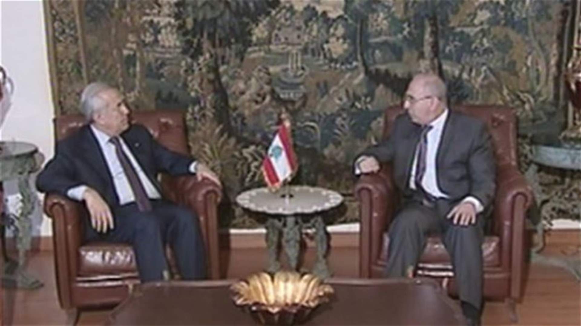 سليمان يطلع على مسار ملفات الموقوفين