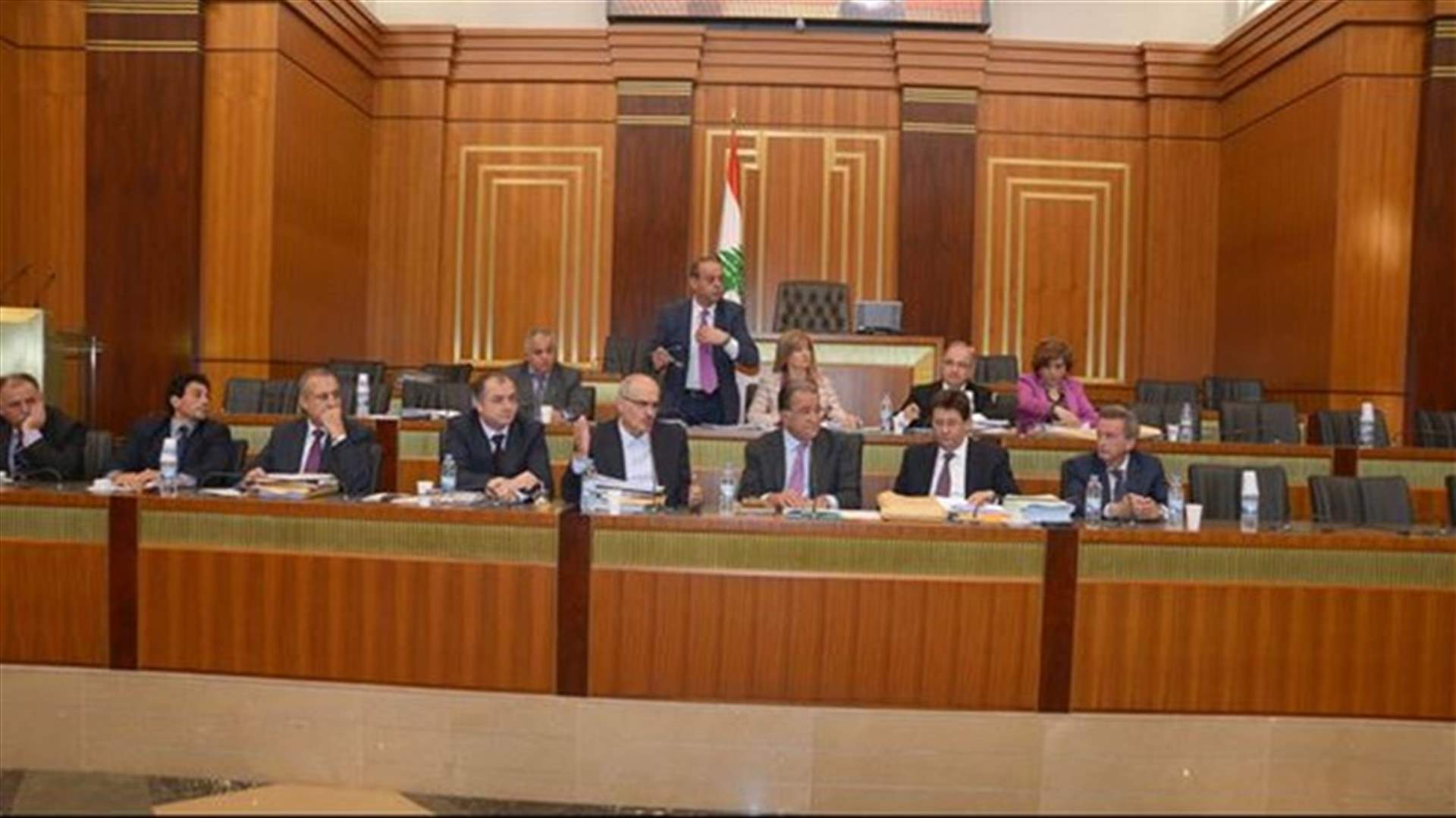 رفع جلسة اللجان المشتركة الى العاشرة والنصف من صباح غد