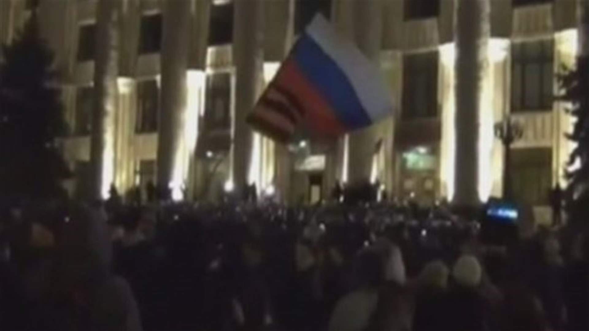 Protesters in east Ukraine deny having explosives, holding hostages