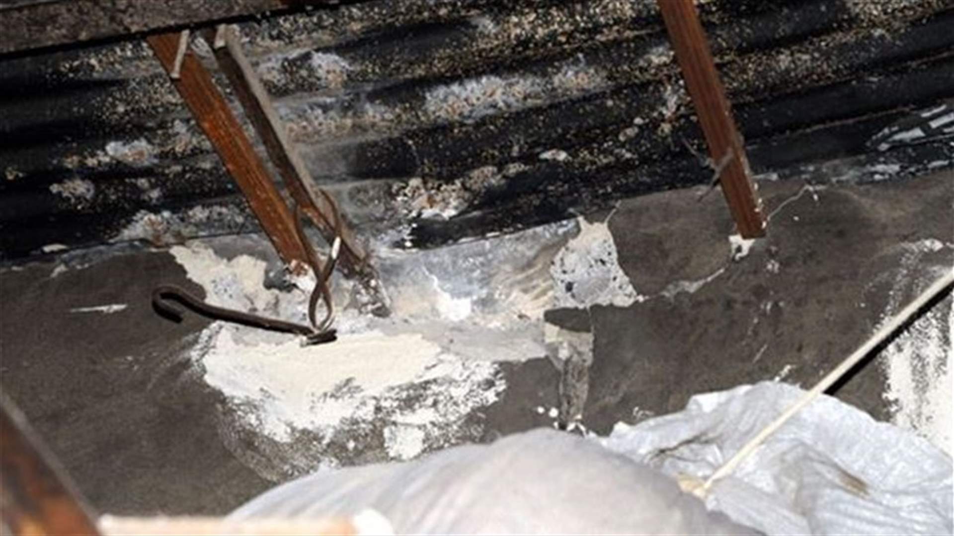 Mortars kill 1 child, wound dozens in Damascus