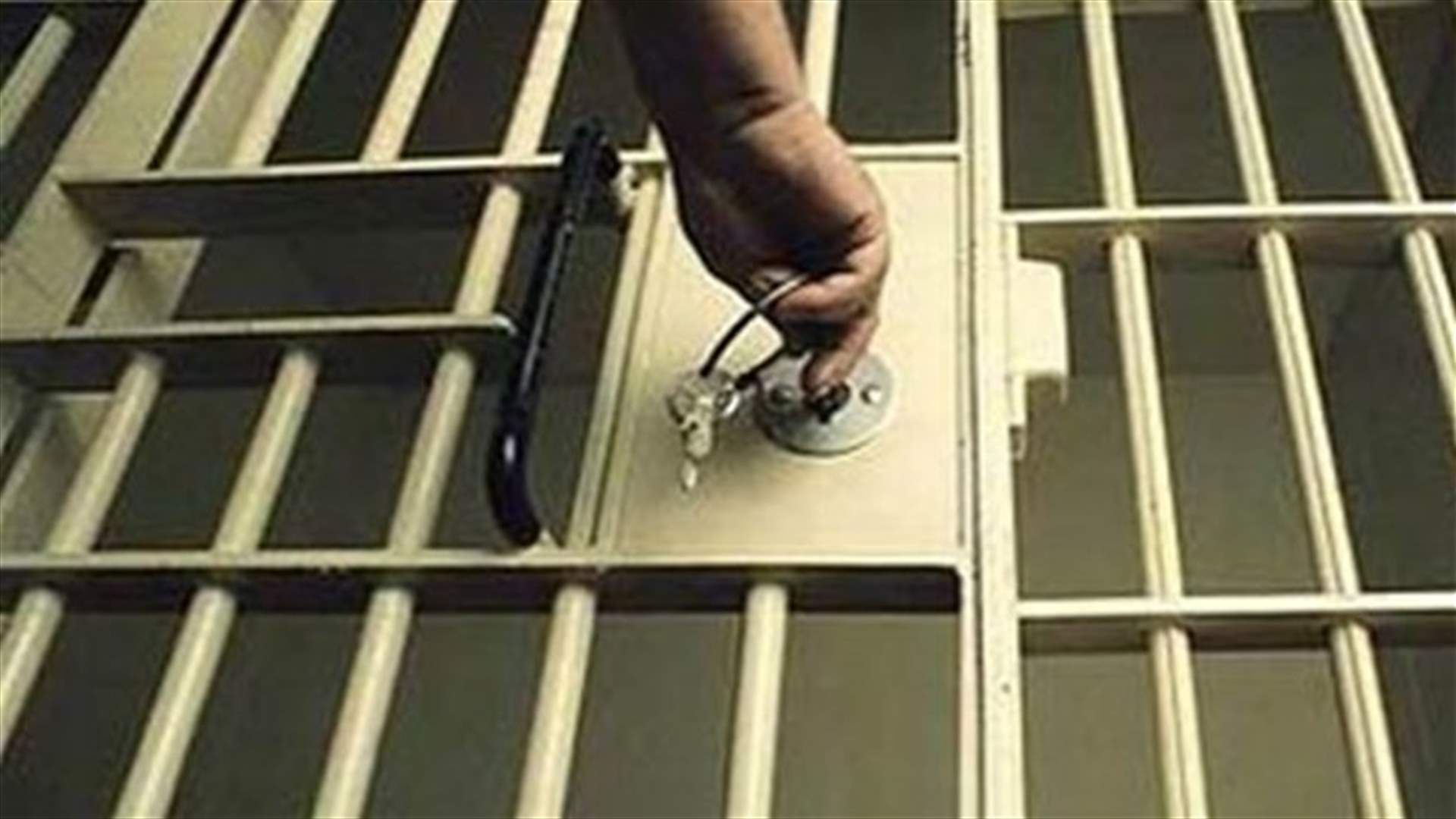صلاح عز الدين خارج السجن!