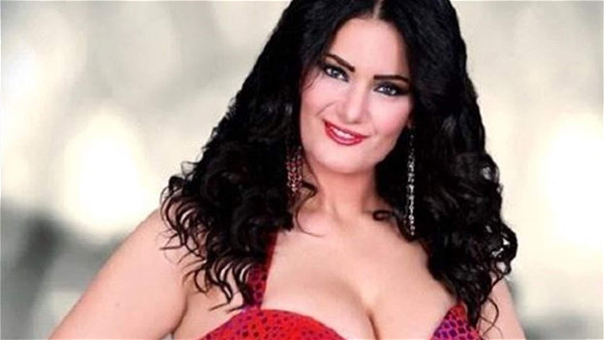 Egypt detains well-known belly dancer