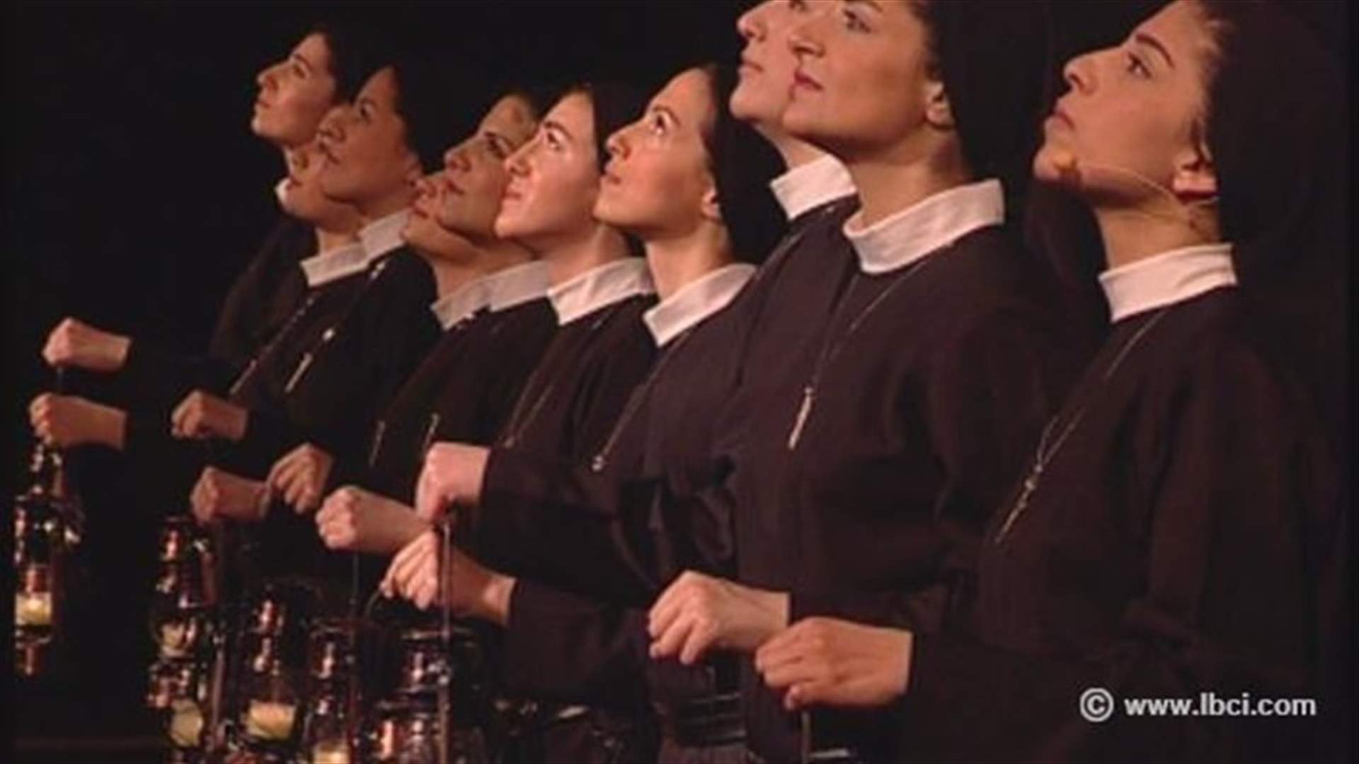 توضيح من أسرة مسرحية رفقا