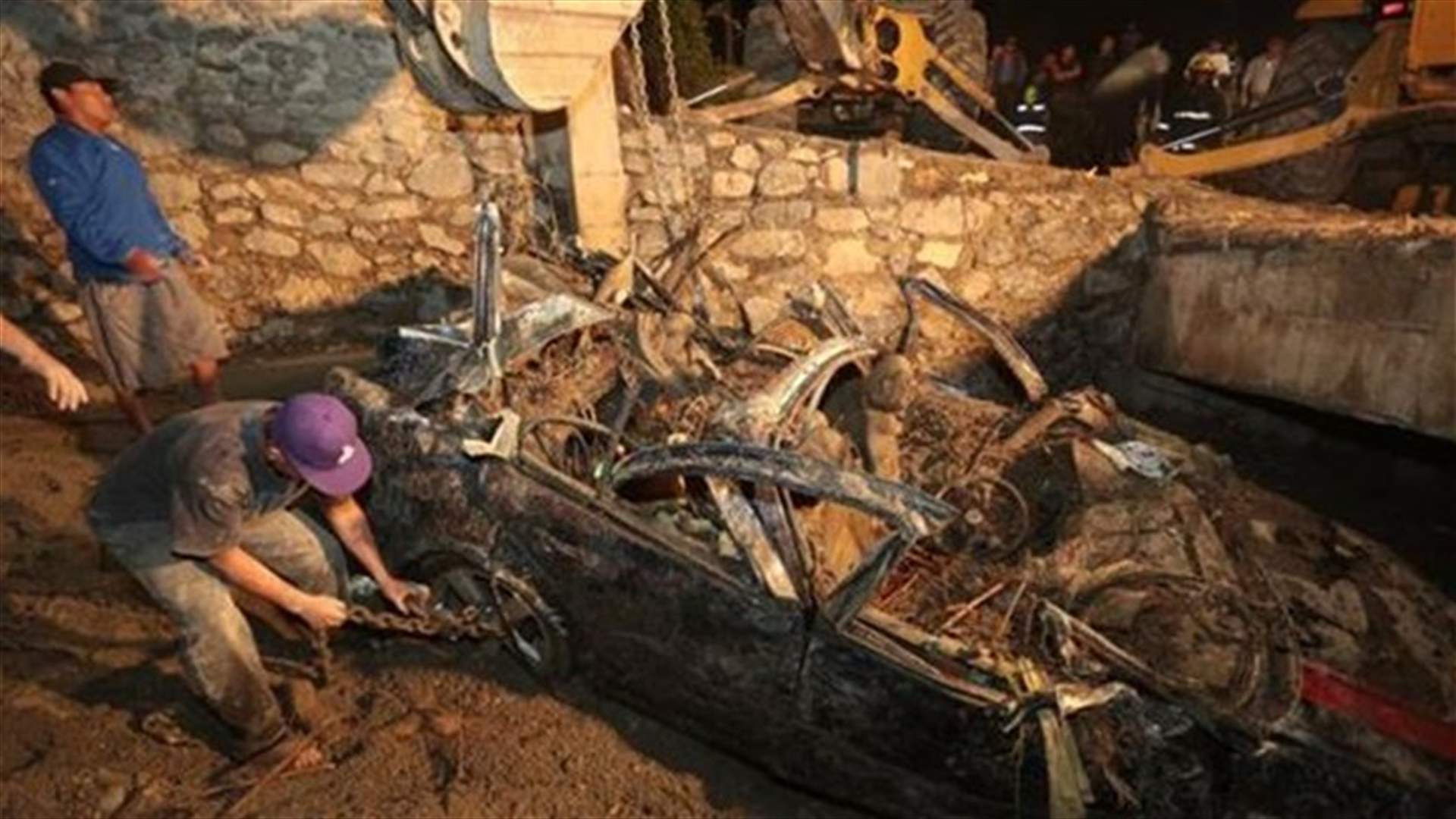 Seven dead after rains cause landslide in central Mexico 