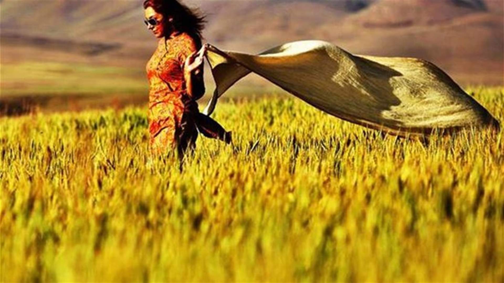 Iranian women remove their hijabs for 'stealthy freedom' Facebook page