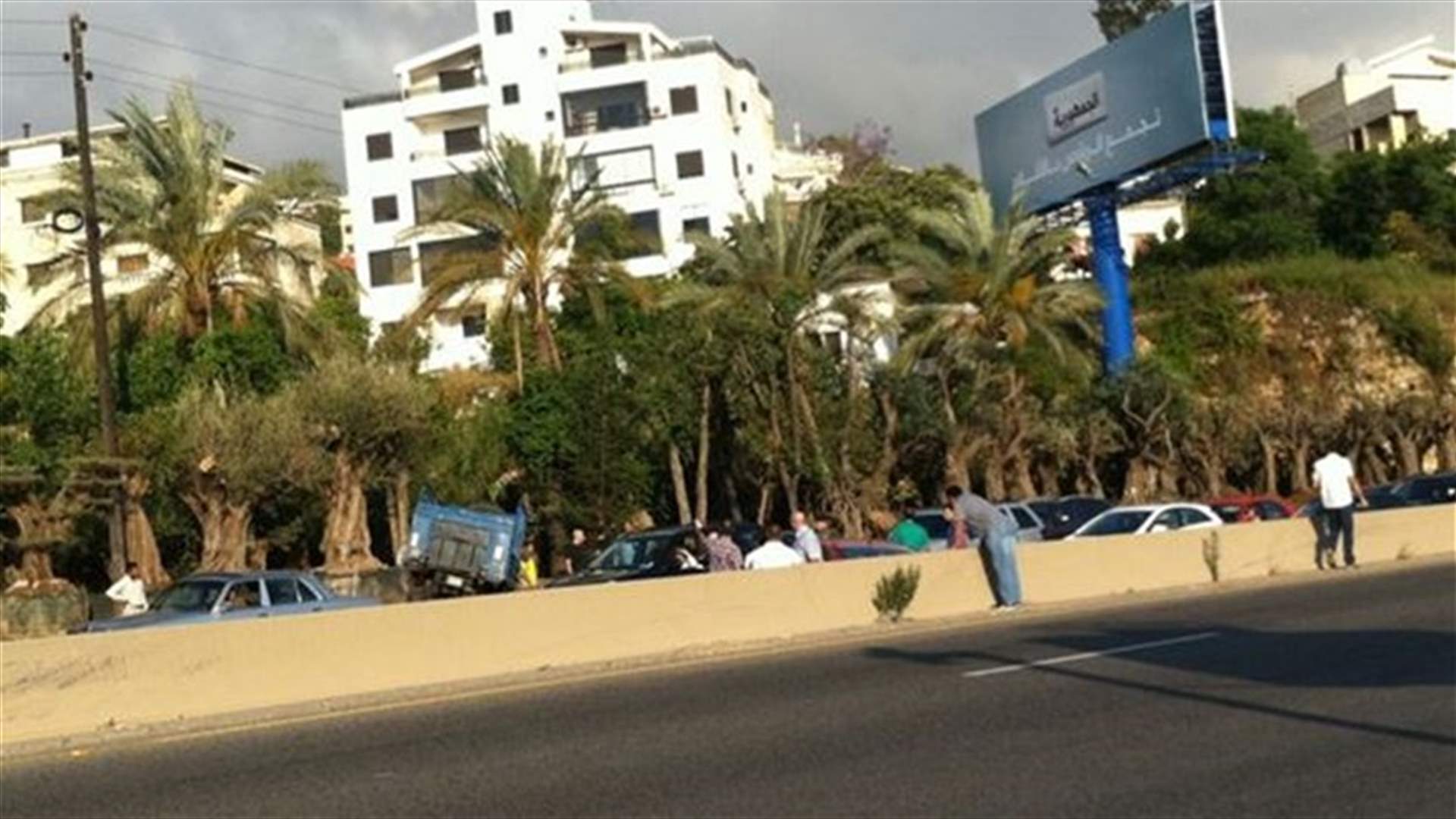 جرحى في حادث سير على أوتوستراد الصفرا